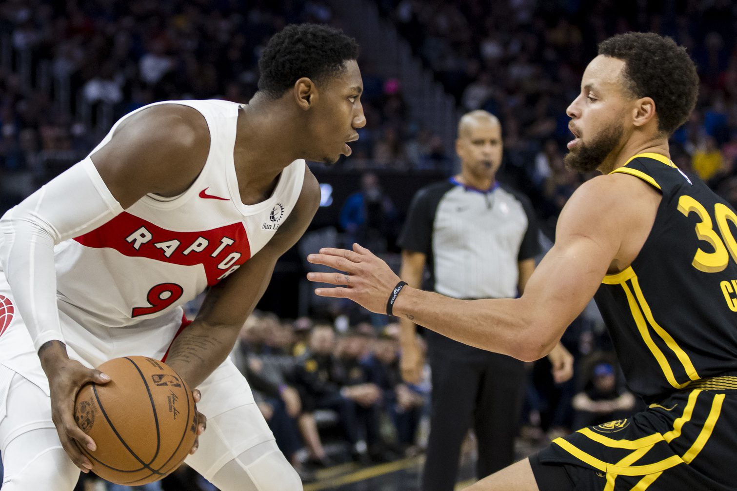 WATCH: Golden State Warriors Fans Savagely Walk Out on Stephen Curry, Dubs Amid Raptors Blowout 2 USATSI 22245896 168400517 lowres