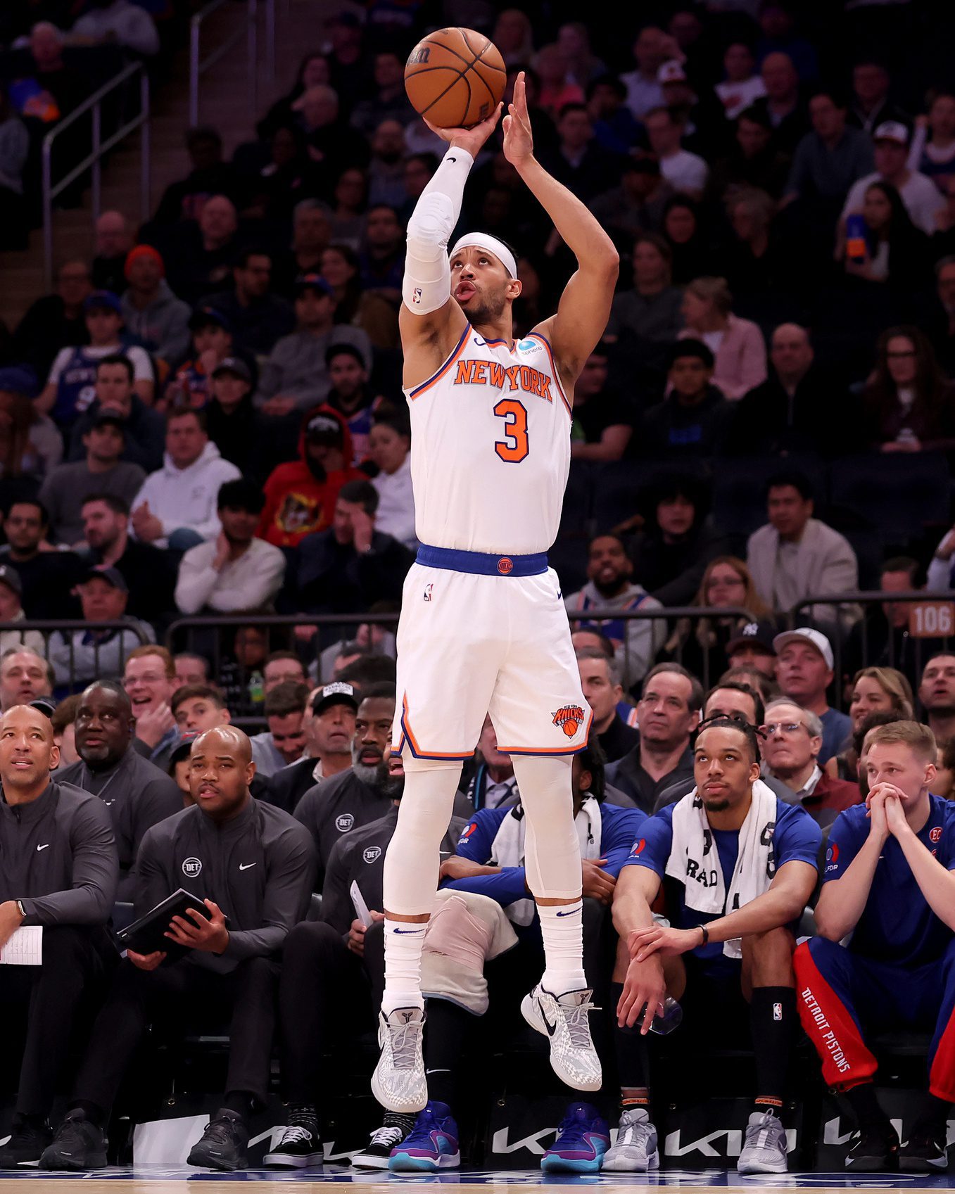 New York Knicks: Josh Hart's Painful Reaction to Standing Ovation From MSG Crowd During Game 7 Blowout Vs. Pacers 2 New York Knicks, Josh Hart