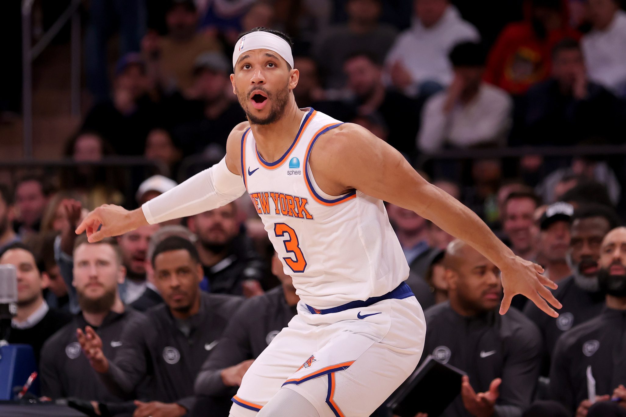 New York Knicks: Stephon Marbury Gets Heartwarming Hero's Welcome in Madison Square Garden Return 2 New York Knicks, Josh Hart