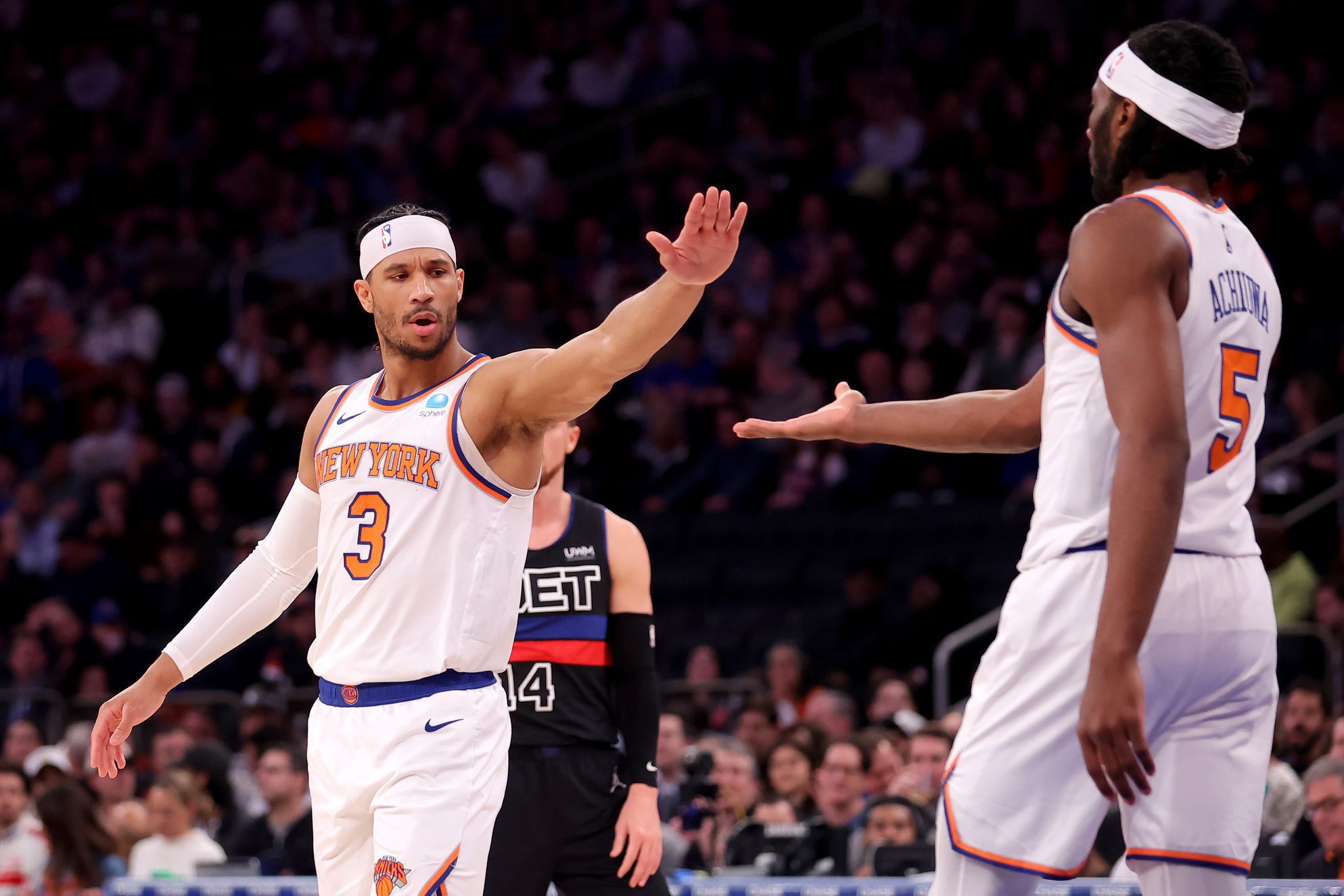 New York Knicks Strengthen Frontcourt Depth by Signing Isaiah Hartenstein Backup to New 1-Year Deal 2 New York Knicks, Josh Hart, Precious Achiuwa