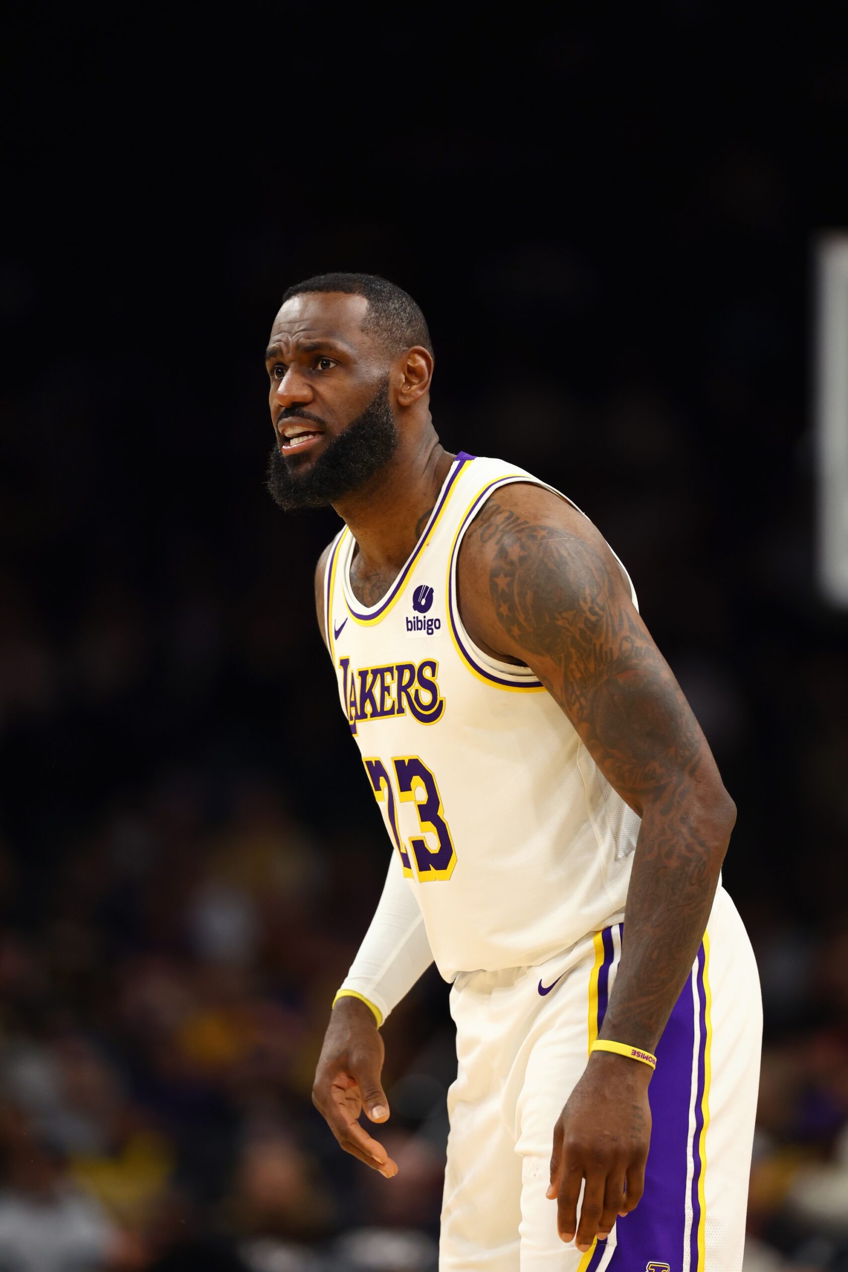 Is Los Angeles Lakers Star Anthony Davis Playing Tonight in Play-In Game Vs. New Orleans Pelicans? 3 Los Angeles Lakers, LeBron James