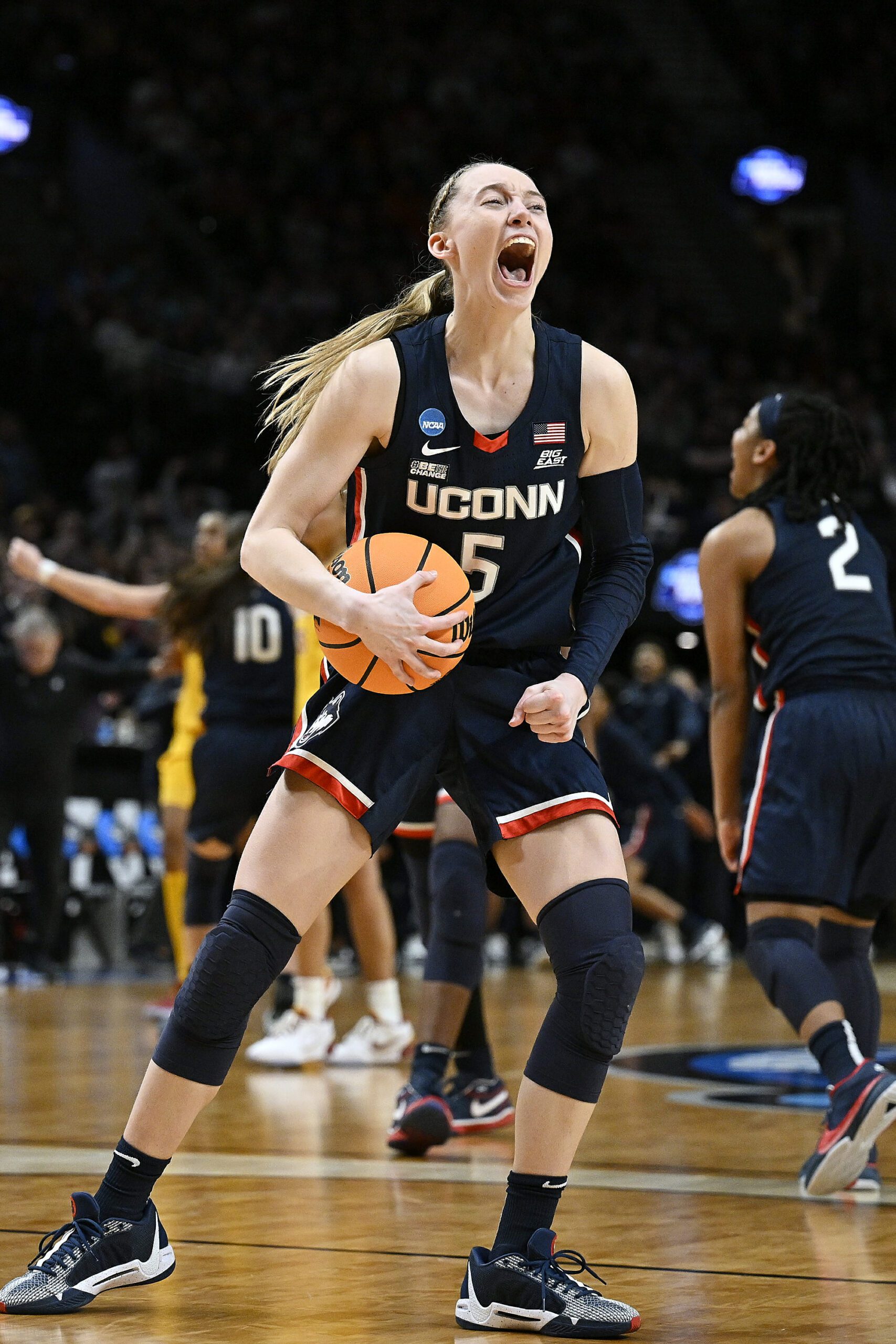 WATCH: UConn Huskies' Paige Bueckers Rejects Kobe Bryant Homage Opportunity After Win Vs. USC 1 UConn Huskies, Paige Bueckers, NCAA Tournament