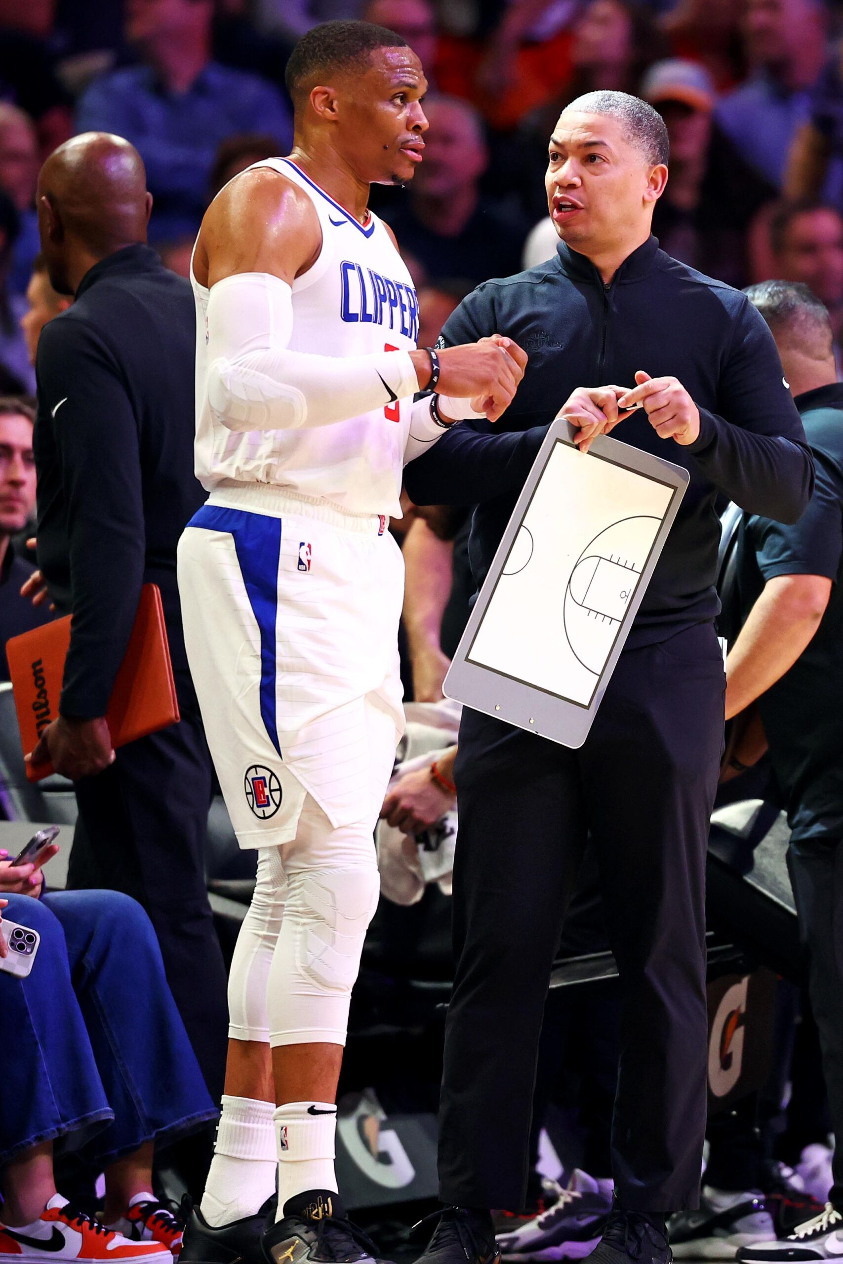 Los Angeles Clippers: Russell Westbrook Picks Up Player Option for 2024-25 -- But There's a HUGE Catch 2 Los Angeles Clippers, Ty Lue