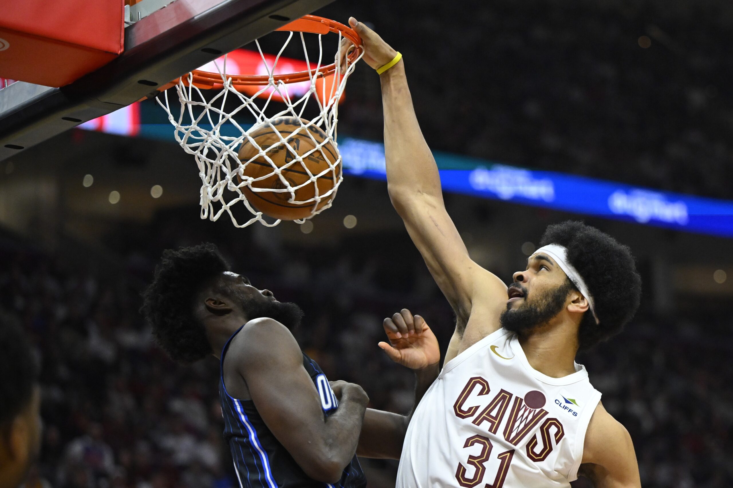 Cleveland Cavaliers Have 1 Major Reason Why They Can't Leverage Jarrett Allen's Amazing Trade Value 3 Cleveland Cavaliers, Jarrett Allen, Orlando Magic, Cleveland Cavaliers news, Jarrett Allen news, Orlando Magic news, NBA Playoffs, Cavaliers vs Magic