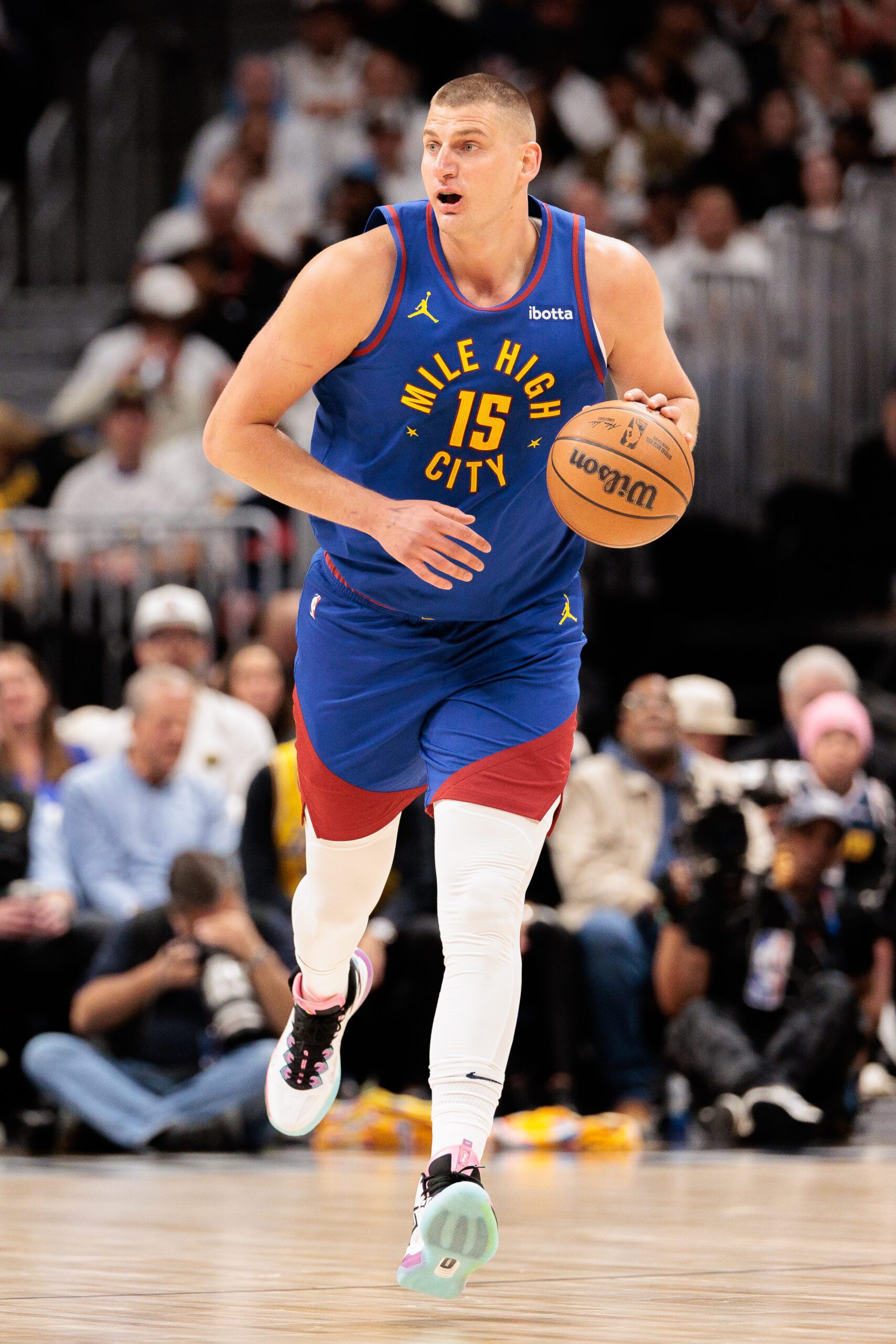 Nuggets: Nikola Jokic's Potential 2024-25 Total Earnings, Revealed 4 Denver Nuggets, Nikola Jokic