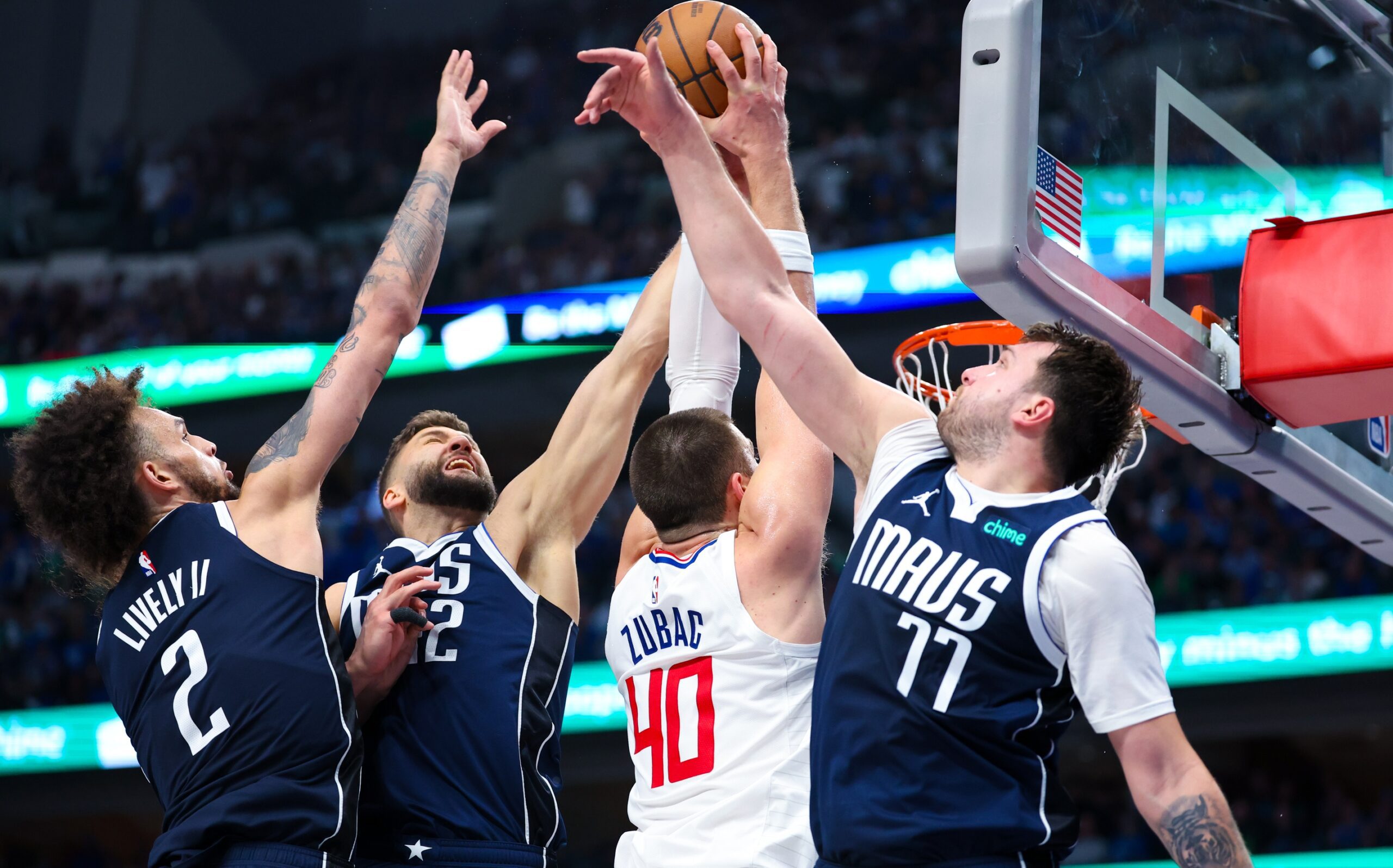 Dallas Mavericks: Jason Kidd Explains Reason Behind Surprising Decision Late in Game 4 vs Clippers 1 Dallas Mavericks, Jason Kidd, NBA Playoffs, Los Angeles Clippers, Dallas Mavericks news, NBA Playoffs news, Mavericks Clippers