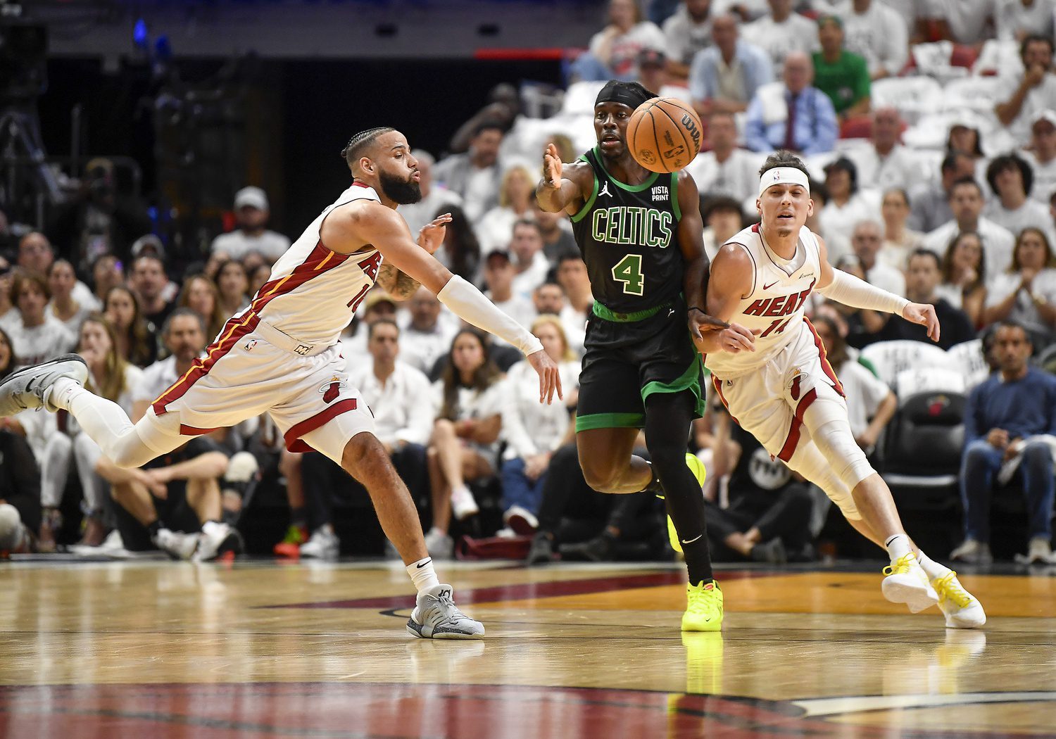 Boston Celtics: Somebody Cashed in Nearly $5,000 on Wild $25 Jrue Holiday Prop Bet vs Miami Heat 1 Boston Celtics, Jrue Holiday, Boston Celtics news, Jrue Holiday news, Miami Heat, Celtics Heat, NBA Playoffs, NBA Playoffs news