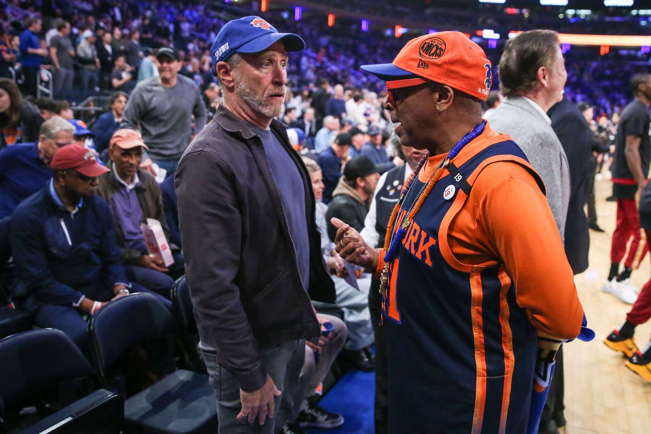 New York Knicks Fans Go Wild After Team Beats Philadelphia 76ers in Game 6 1 New York Knicks, Jon Stewart, New York Knicks news, Jon Stewart news, Tyrese Maxey, Knicks 76ers, NBA Playoffs