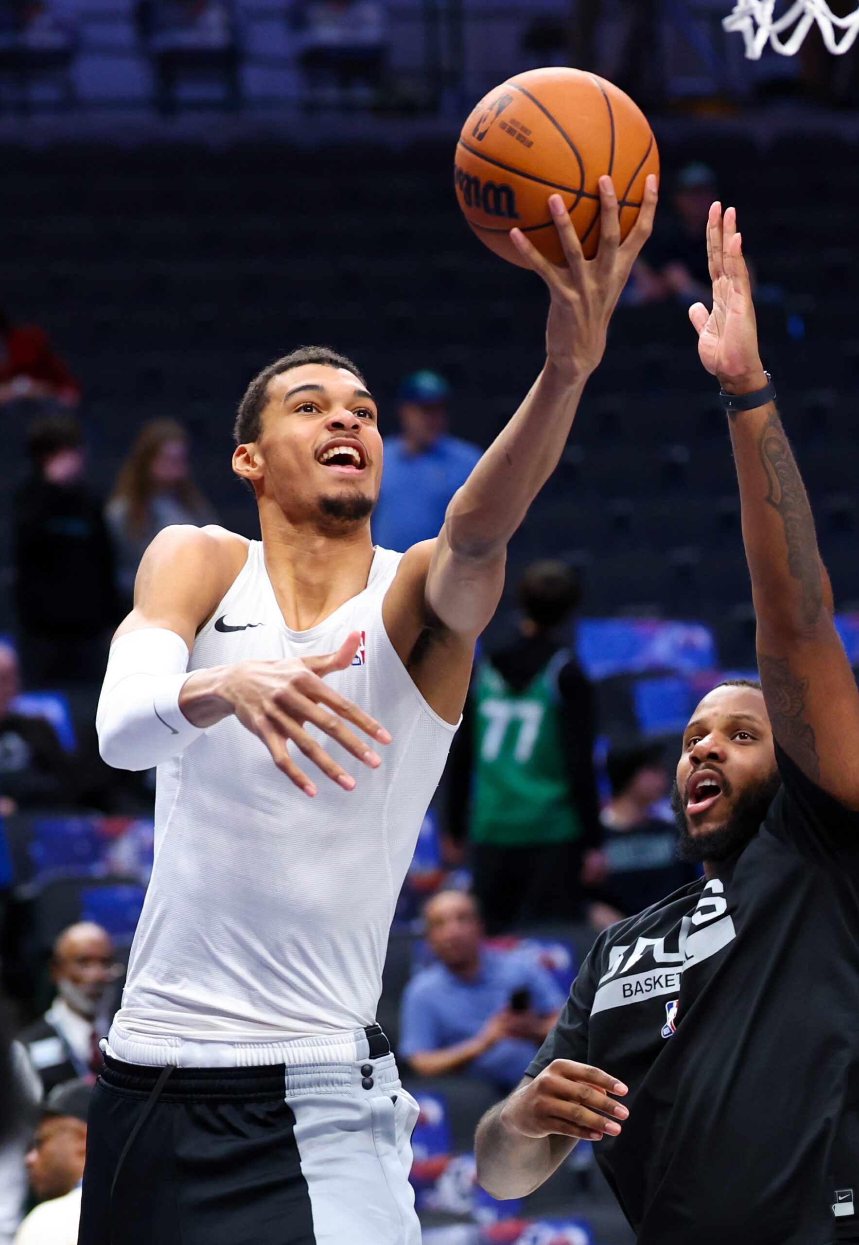 San Antonio Spurs: How Chris Paul Can Impact Victor Wembanyama, Per Isaiah Thomas 3 San Antonio Spurs, Victor Wembanyama