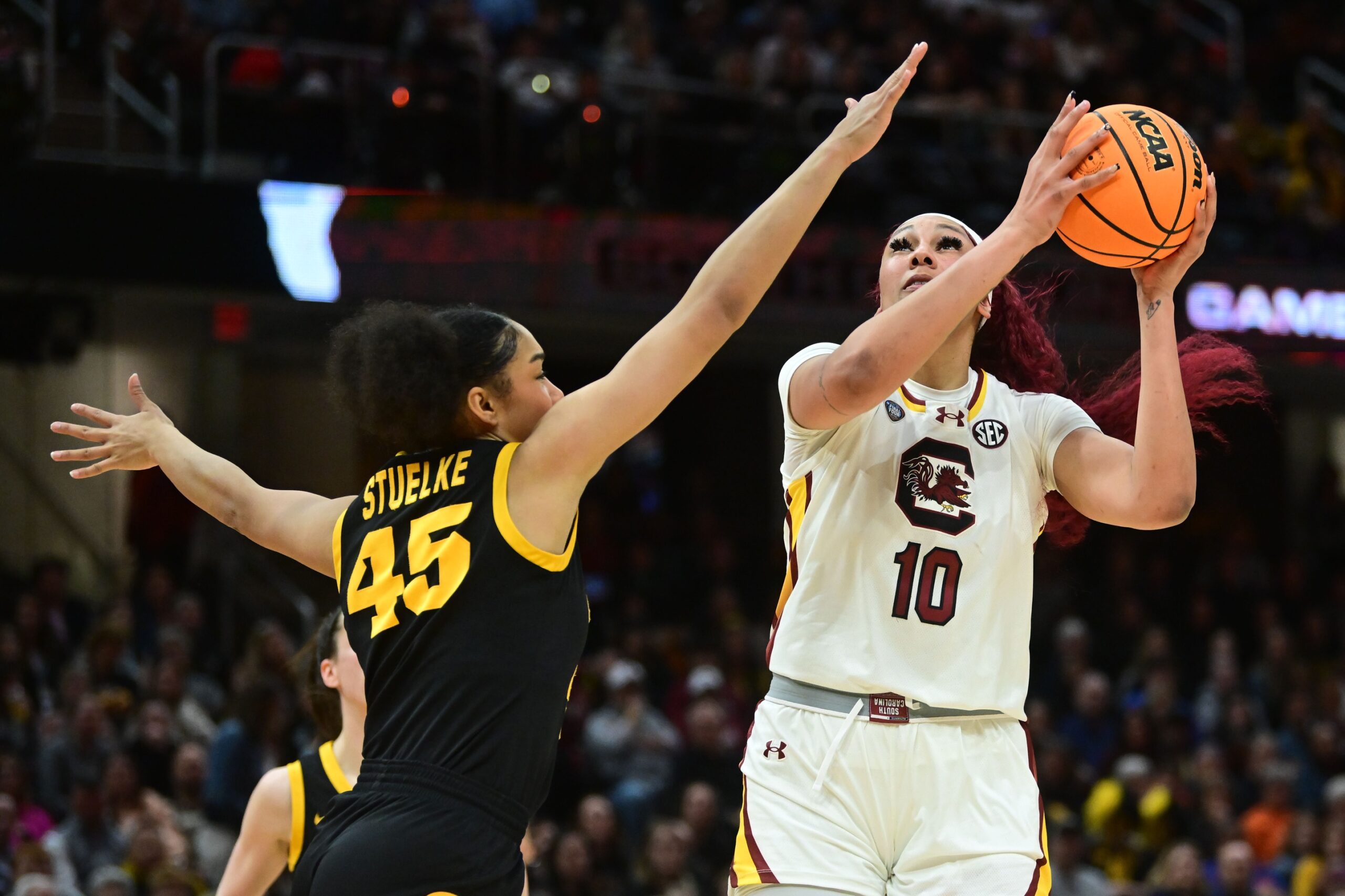 Chicago Sky: Kamilla Cardoso Reveals 3-Word Advice From WNBA Legend Amid Injury 3 Chicago Sky, Kamilla Cardoso, Chicago Sky news, Kamilla Cardoso news, Kamilla Cardoso injury
