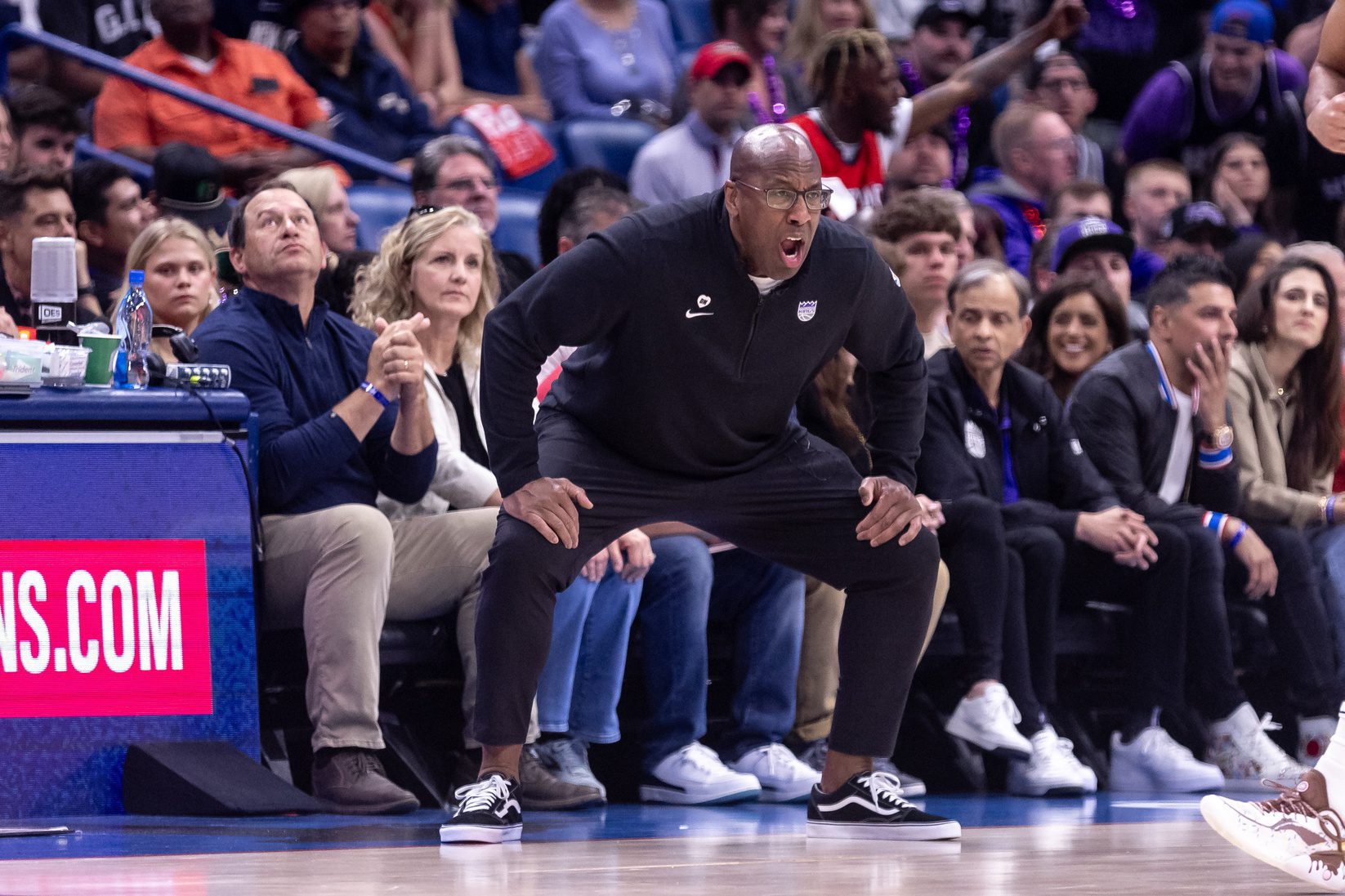 Sacramento Kings: DeMar DeRozan Drops Bold 4-Word Claim on the Team's Outlook Next Season 2 Sacramento Kings, Mike Brown, Sacramento Kings news, Mike Brown news, Sacramento Kings head coach, Sacramento Kings rumors