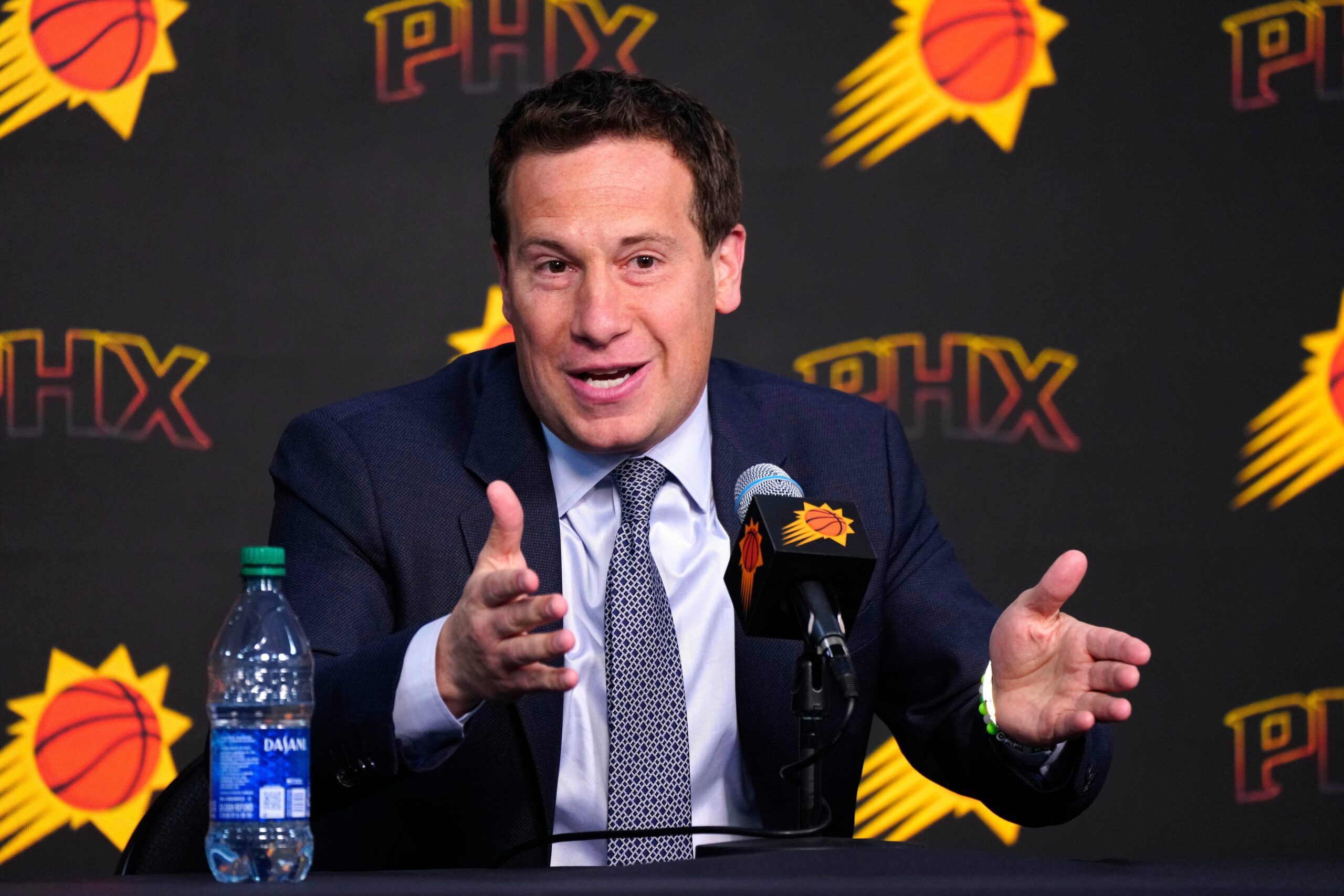 "Wrong Coach": Mat Ishbia Takes Accountability On Hiring Mike Budenholzer In Suns' Dip 1 Phoenix Suns, Mat Ishbia, Frank Vogel, Phoenix Suns news, Phoenix Suns rumors