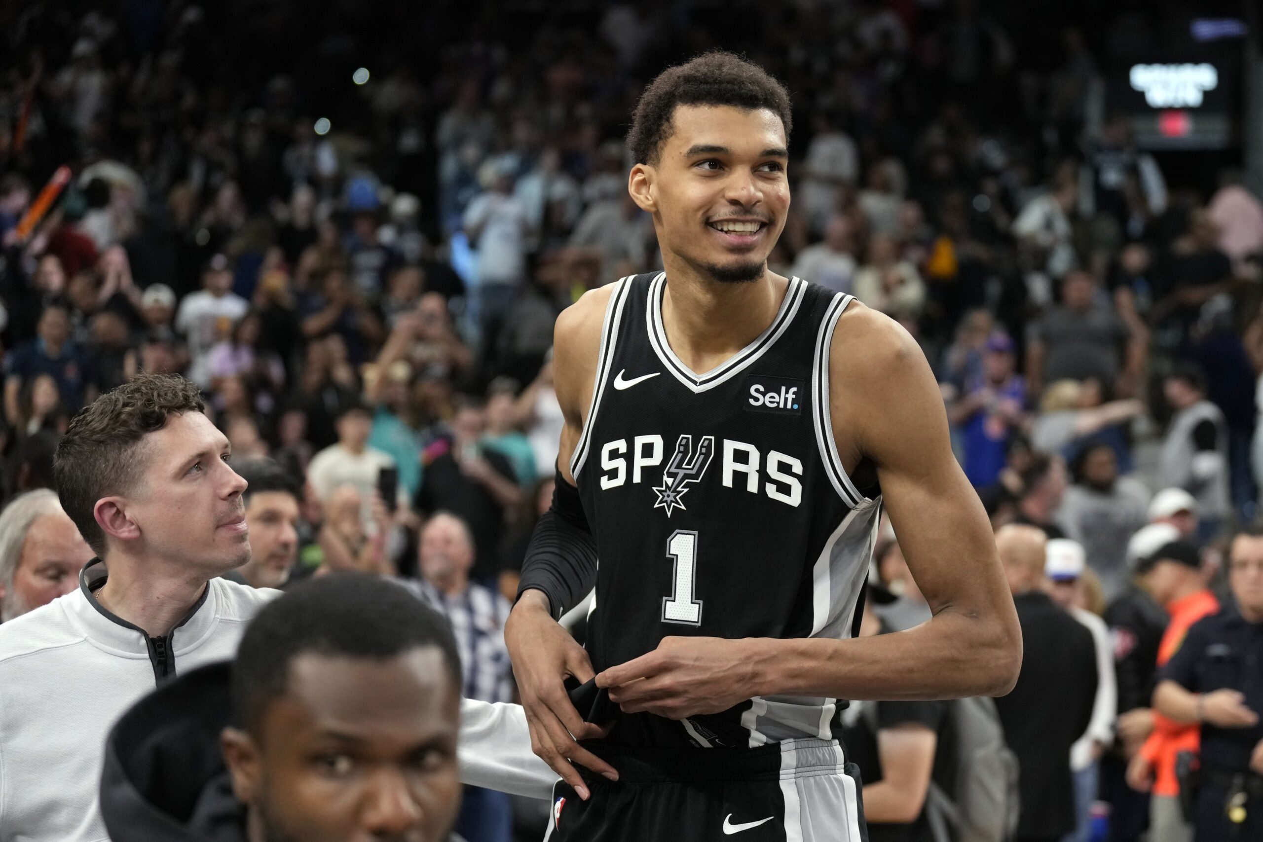 San Antonio Spurs Rumors: Reliable 16-Year Veteran Named as Potential Victor Wembanyama Backup 1 San Antonio Spurs, Victor Wembanyama
