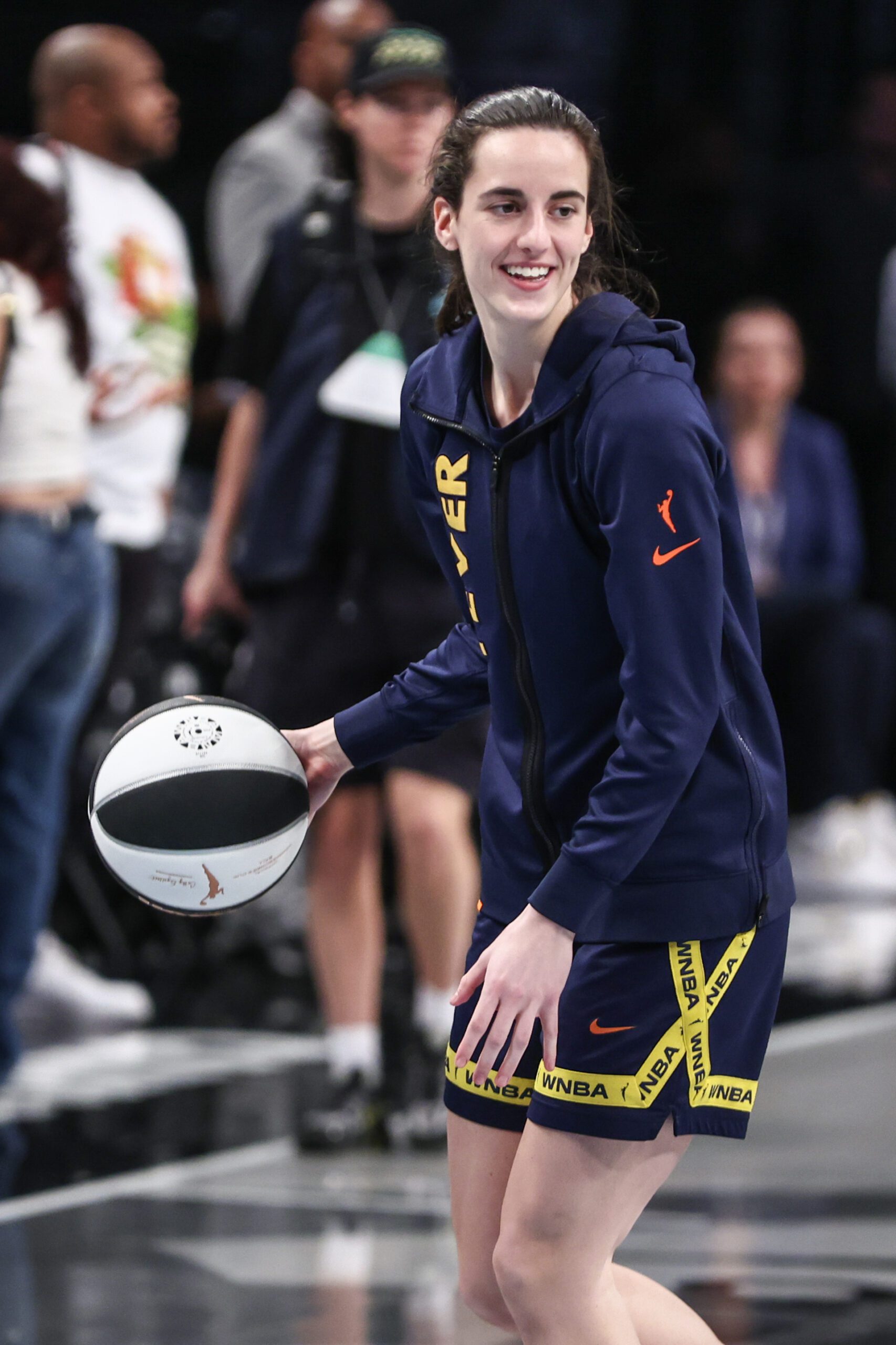 Caitlin Clark Drops Huge Praise for WNBA Fans in Indiana Fever-Las Vegas Aces Game 4 Indiana Fever, Caitlin Clark