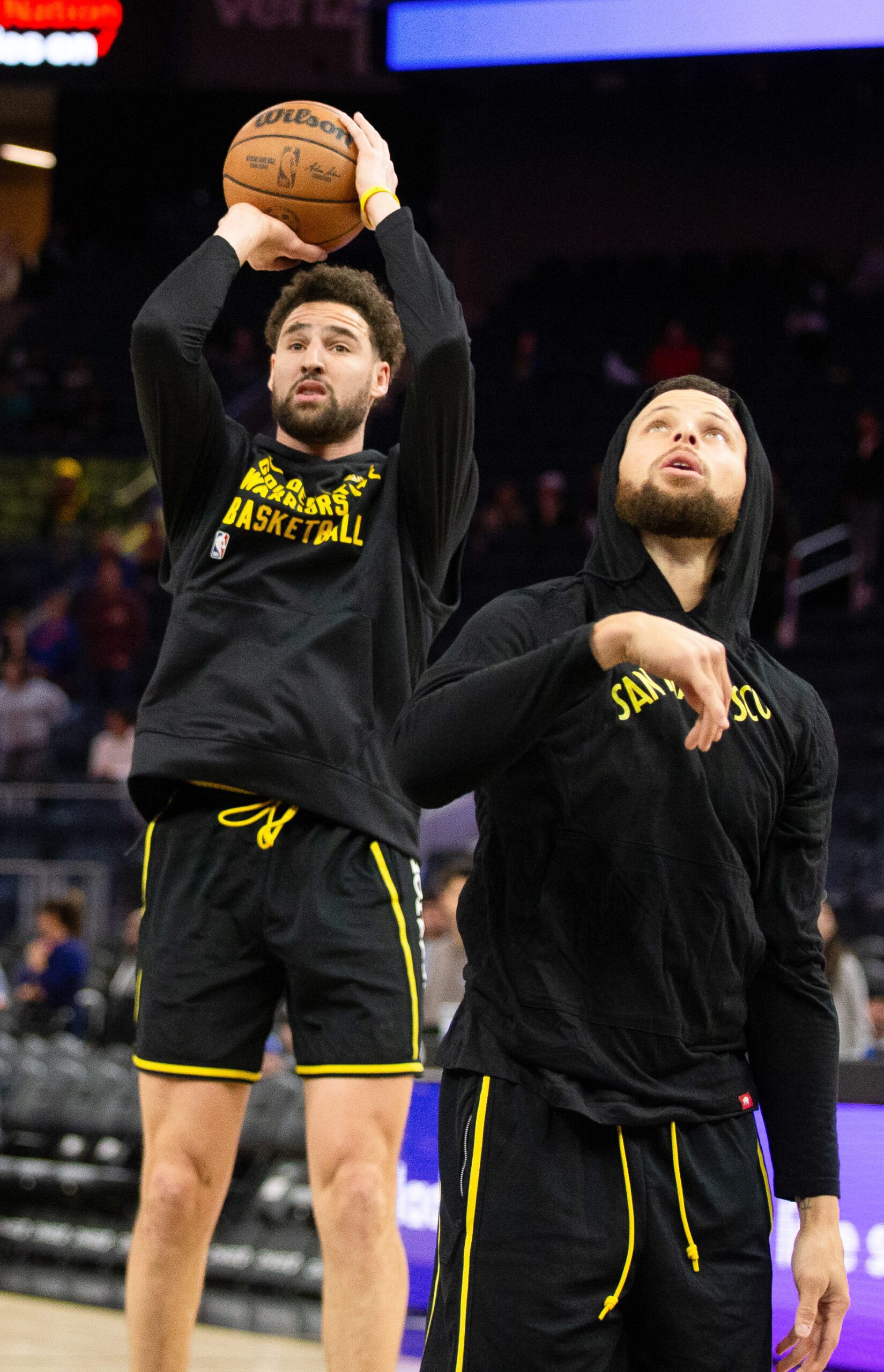Dallas Mavericks' Klay Thompson Sign-and-Trade Gets Major Twist 2 Golden State Warriors, Klay Thompson, Stephen Curry