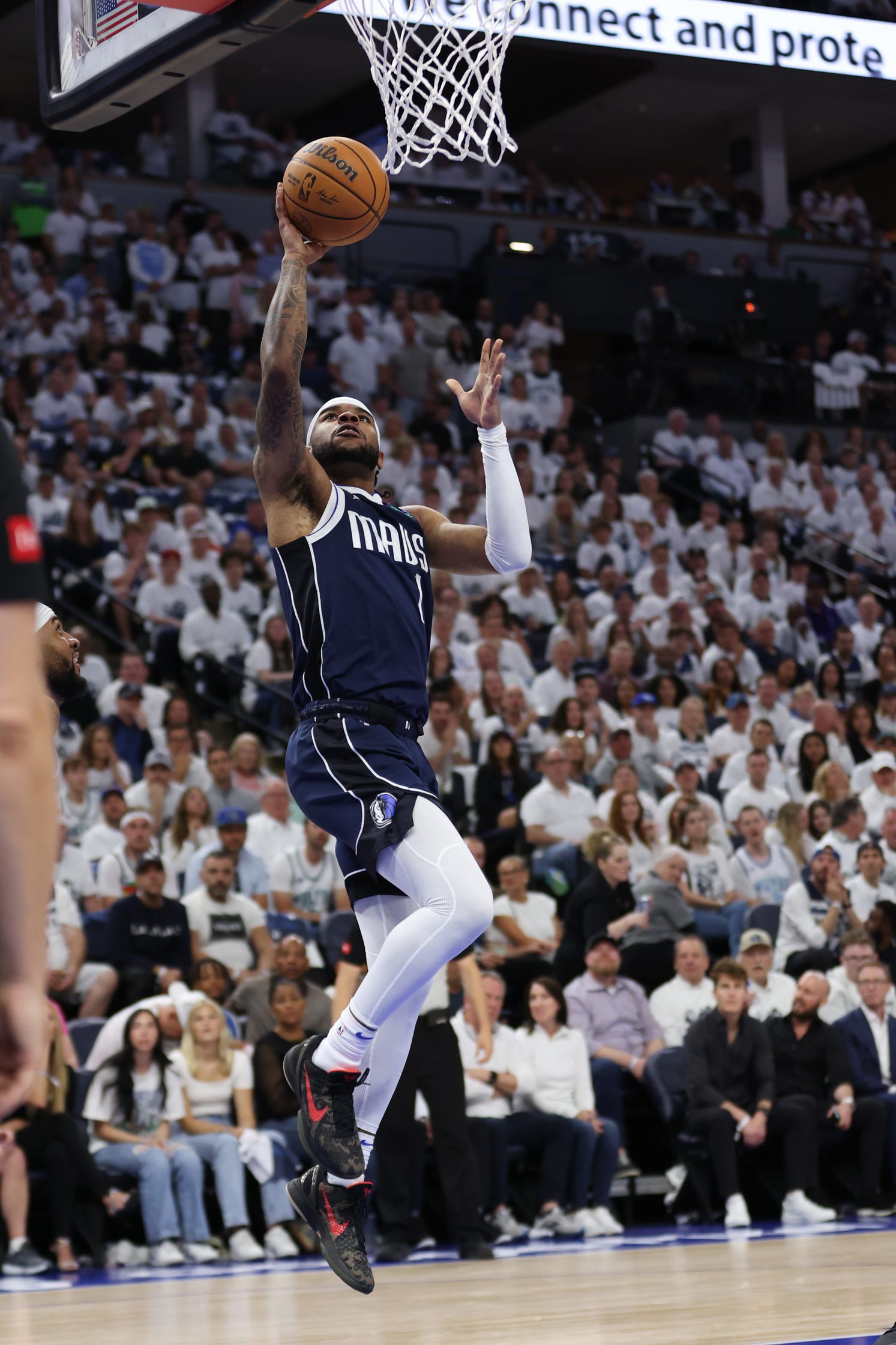 Dallas Mavericks Make $2 Million Decision on Rising Star 3 Dallas Mavericks, Jaden Hardy