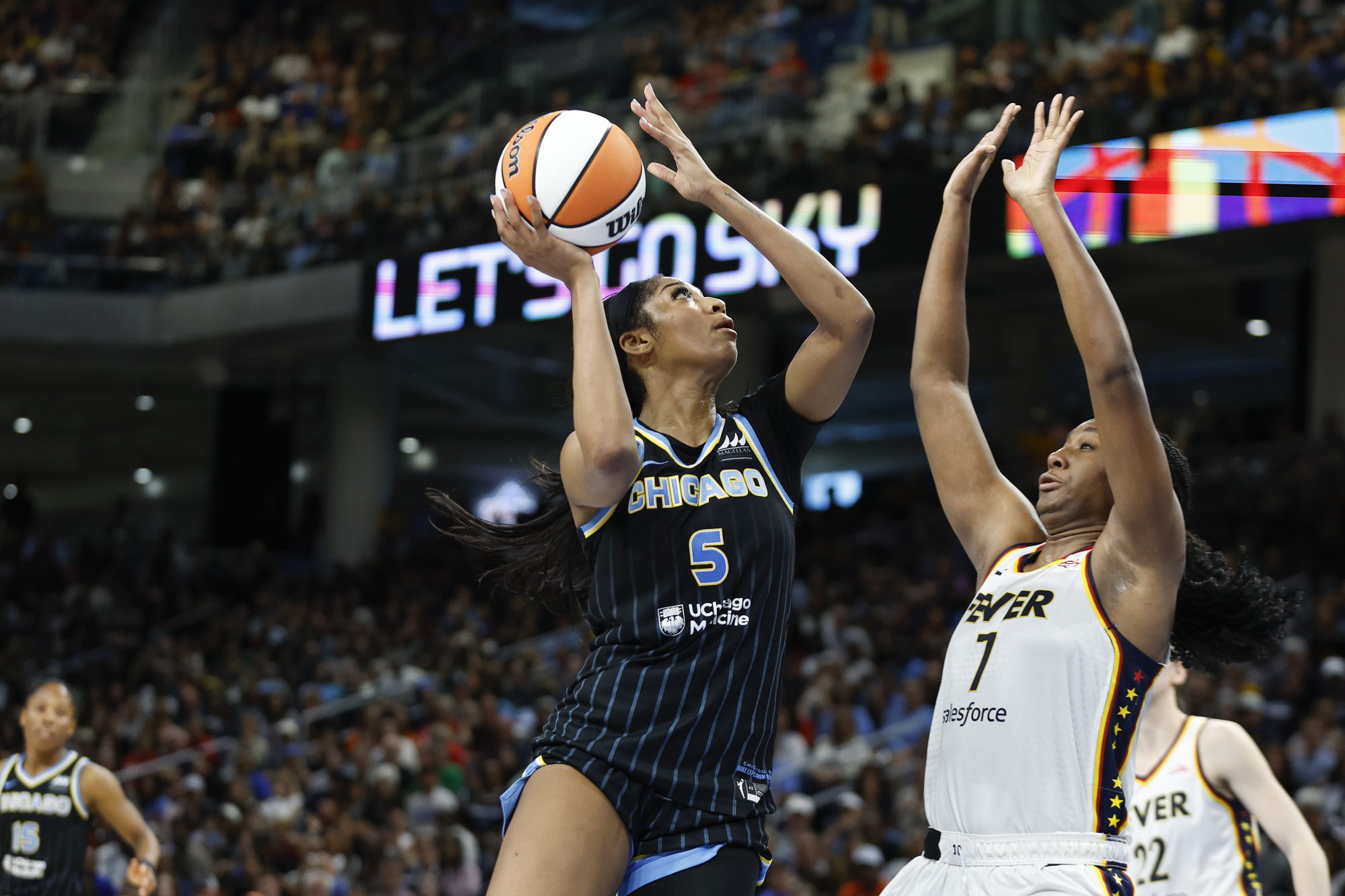 Chicago Sky: Angel Reese Completes Mind-Blowing WNBA Achievement Not Seen Since 1999 1 Chicago Sky, Angel Reese