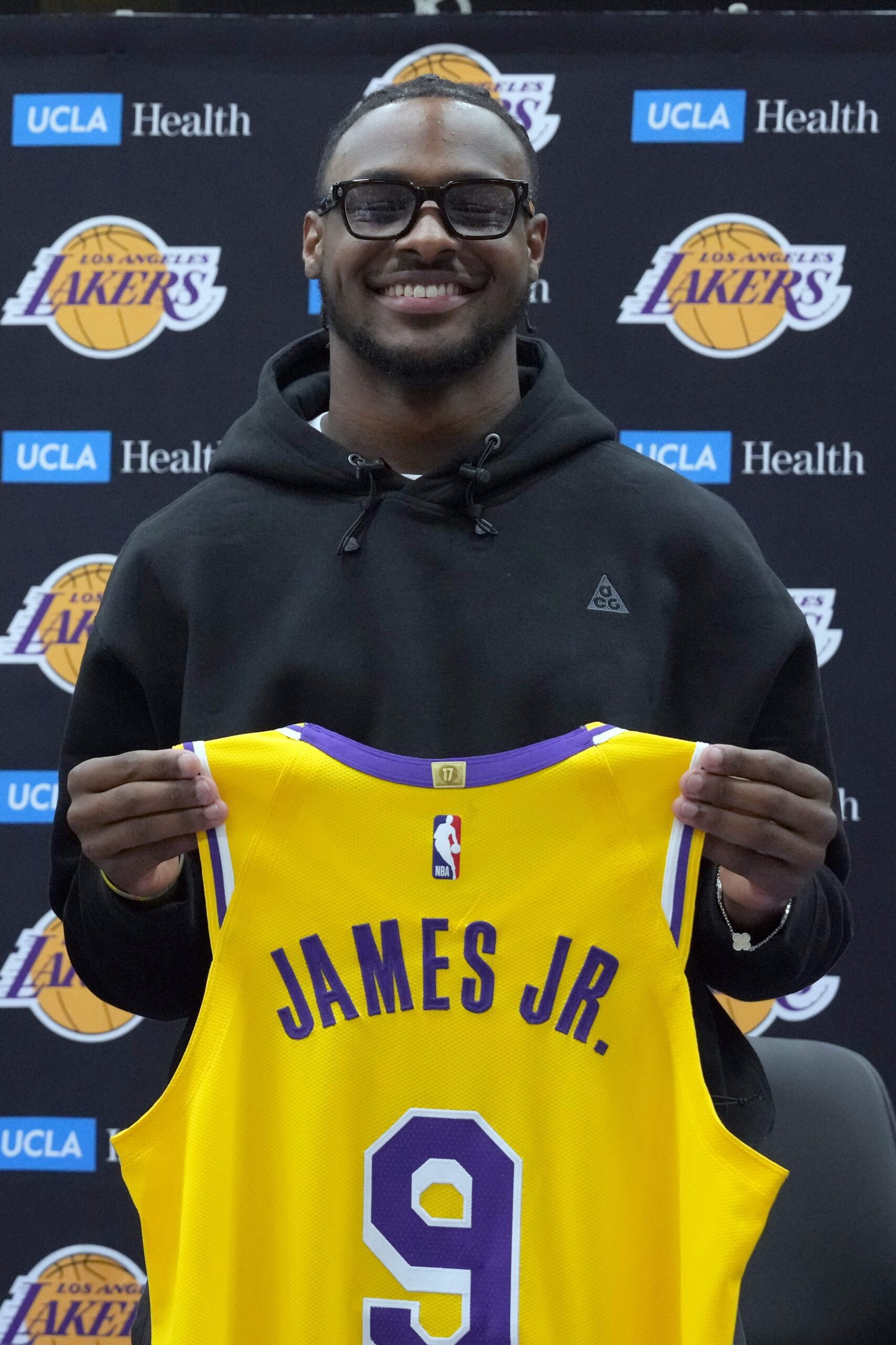 Los Angeles Lakers: Bronny James Slapped With Harsh NBA G League Reality by Adrian Wojnarowski 2 USATSI 23667889 168400517 lowres scaled
