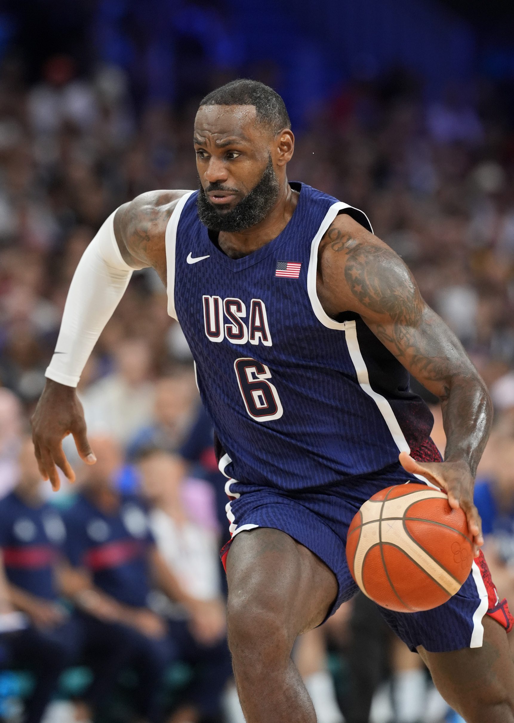 Los Angeles Lakers: LeBron James' Team USA Run Draws 'Inhumane' Truth Bomb From Shams 3 LeBron James, Team USA, Olympics