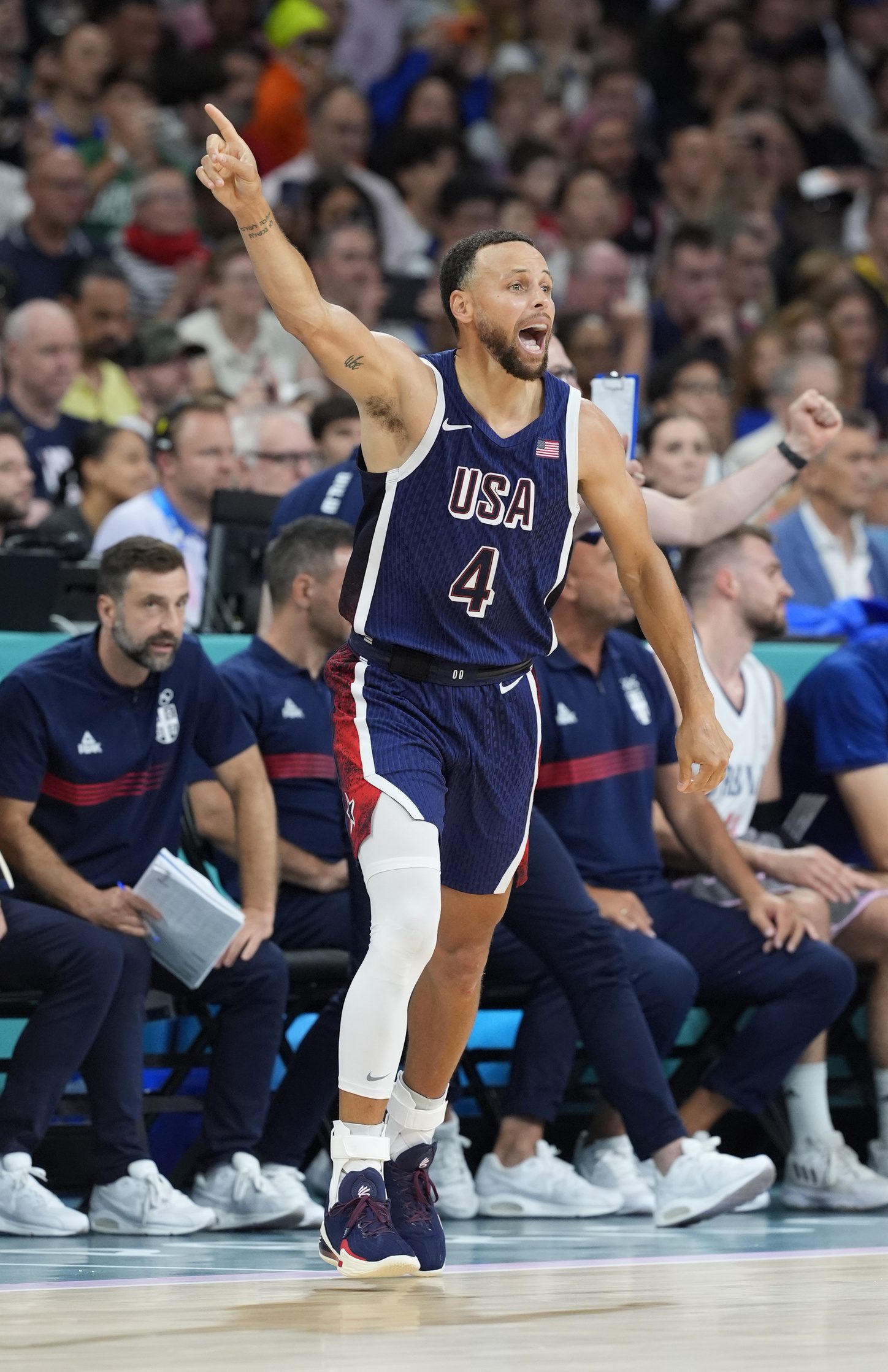 Golden State Warriors' Stephen Curry Is Earning Crazy Money This 2024-25 Season 3 Olympics, Stephen Curry, Team USA, Golden State Warriors