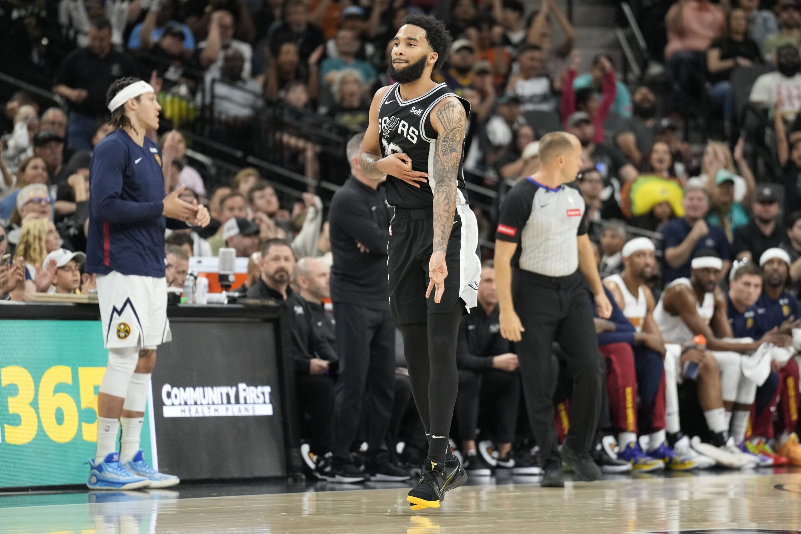 San Antonio Spurs Make Head-Turning Move While Victor Wembanyama Is In Paris 1 Julian Champagnie, San Antonio Spurs