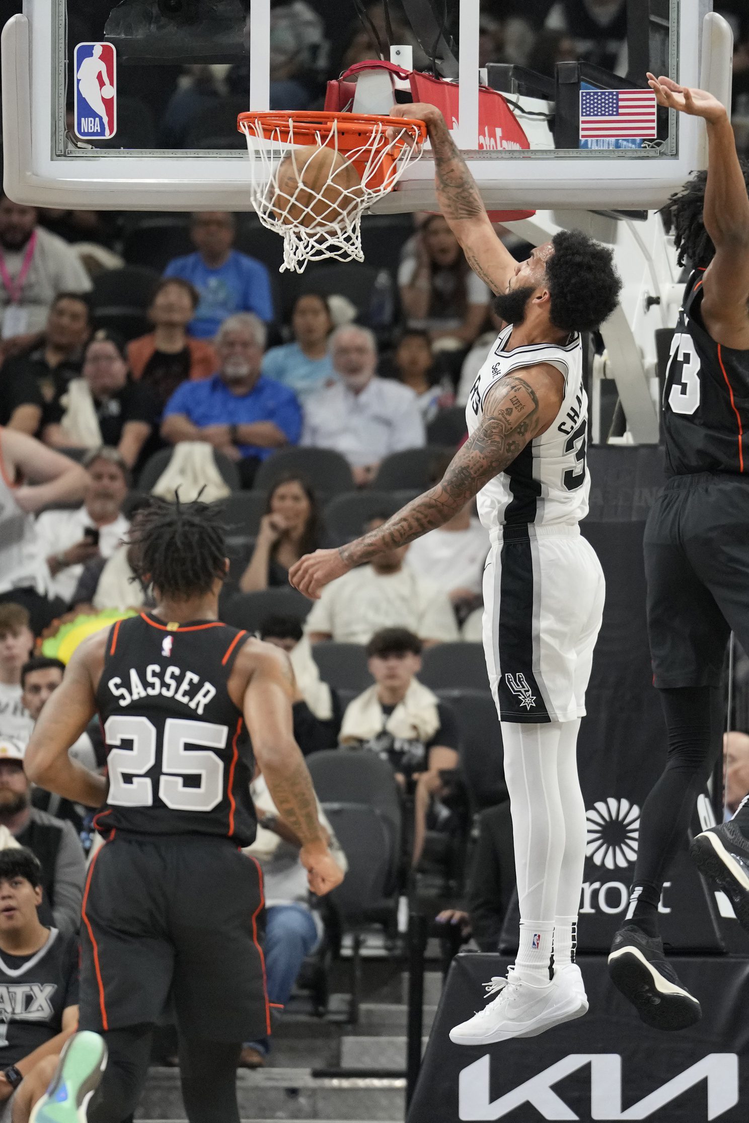 San Antonio Spurs Make Head-Turning Move While Victor Wembanyama Is In Paris 3 Julian Champagnie, San Antonio Spurs