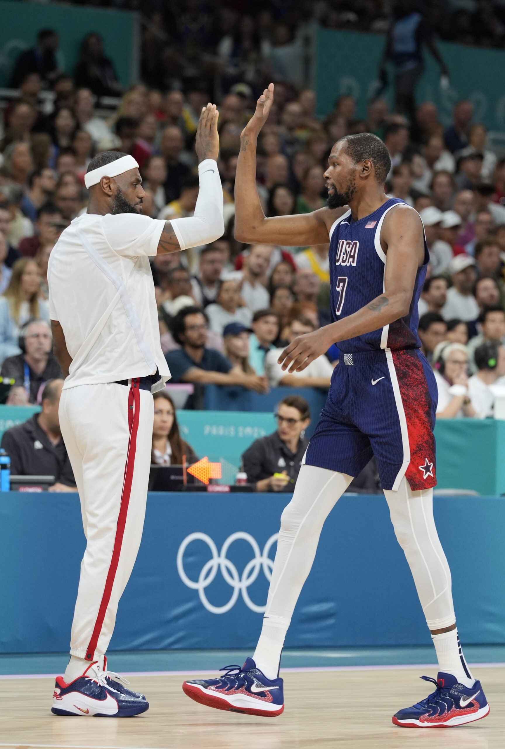 Los Angeles Lakers' LeBron James Loves This Olympic Photo With Stephen Curry, Kevin Durant 2 Olympics, LeBron James, Kevin Durant, Team USA