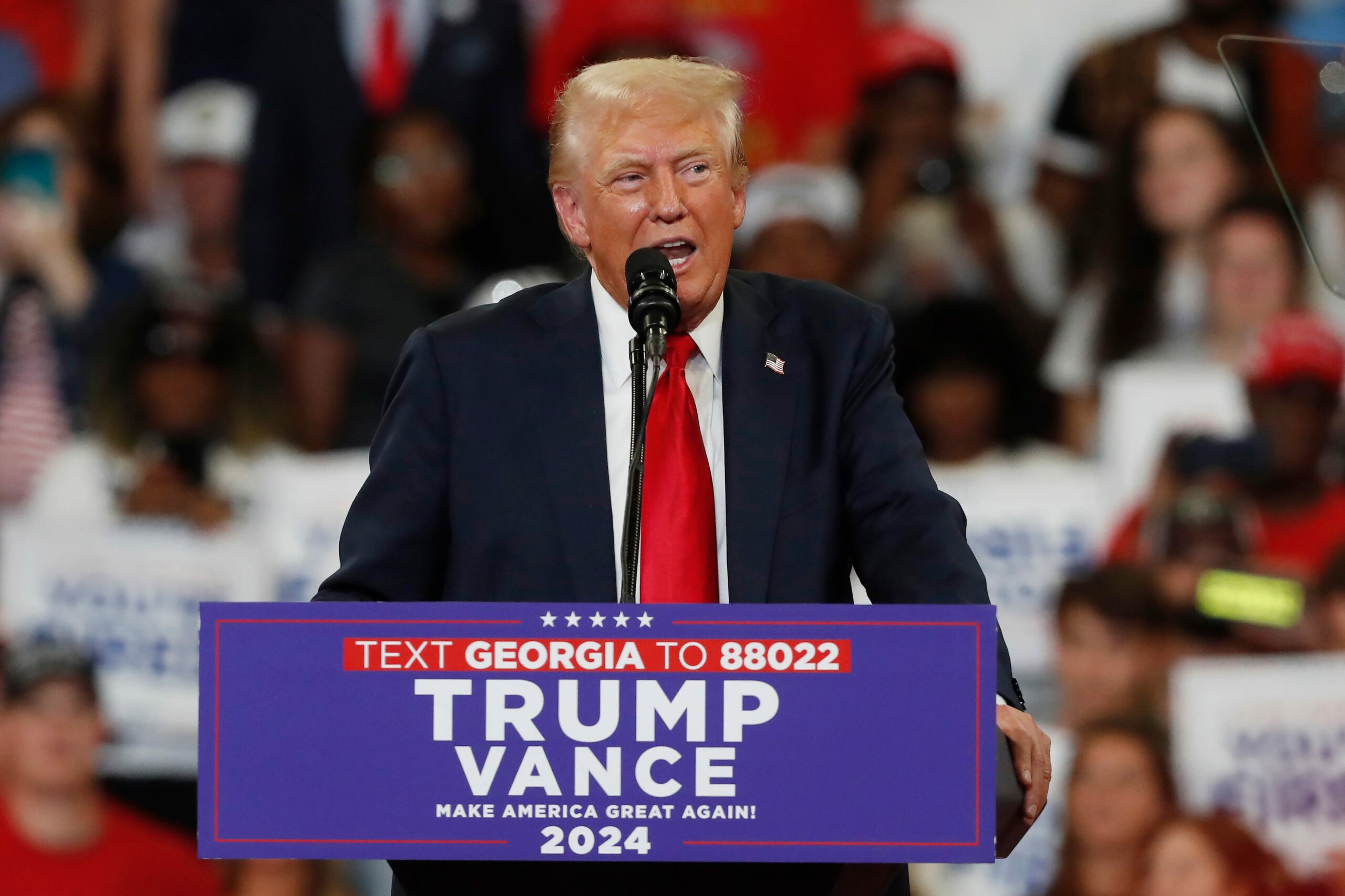 "Love Steve Kerr": Donald Trump's Academic Freedom Opinion Has Steve Kerr Talking And Approved By Bronny James' GF Dad 3 Donald Trump