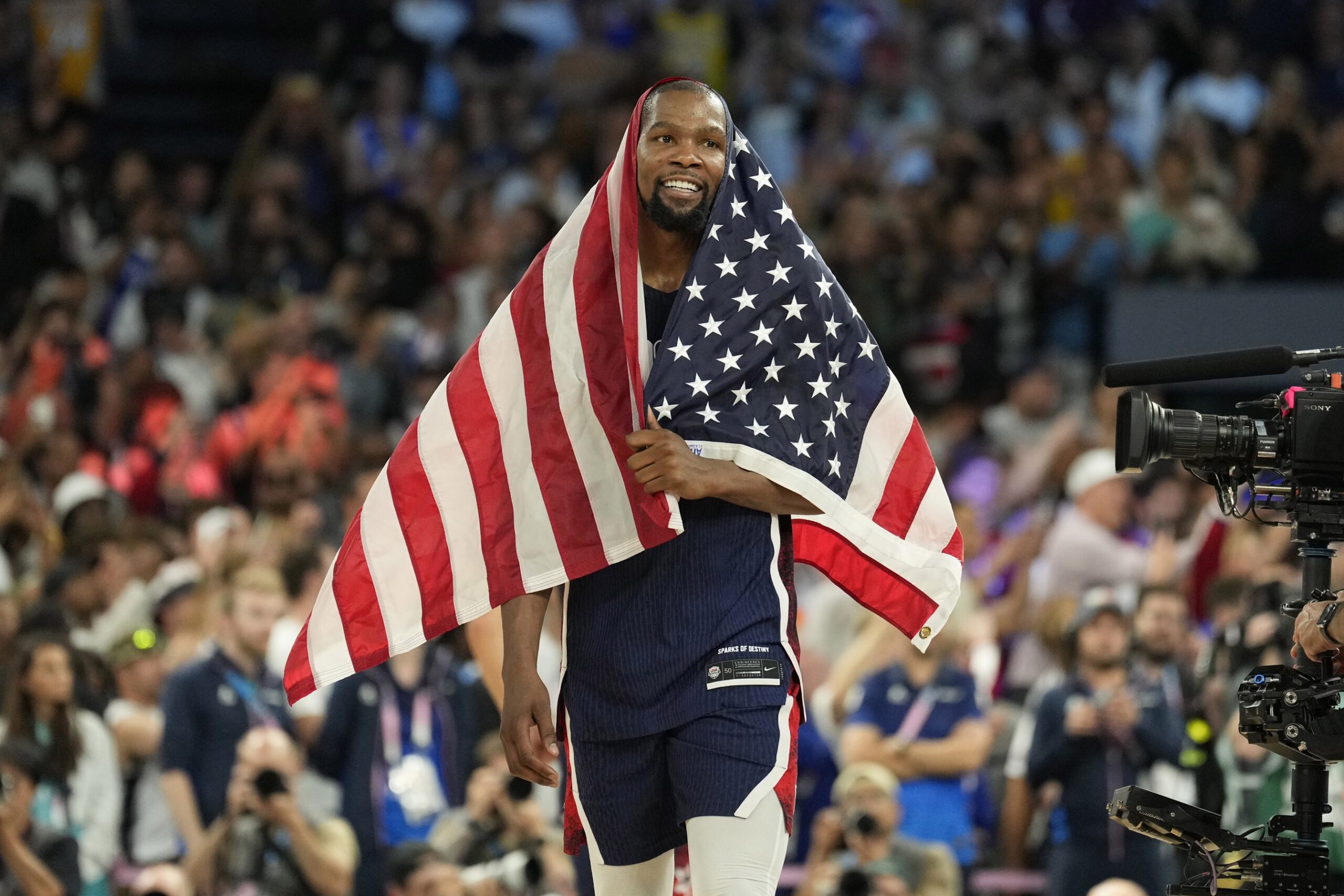 Olympics: Fans React To Possible Noah Lyles Shot By Team USA 2 Team USA, Olympics, Kevin Durant
