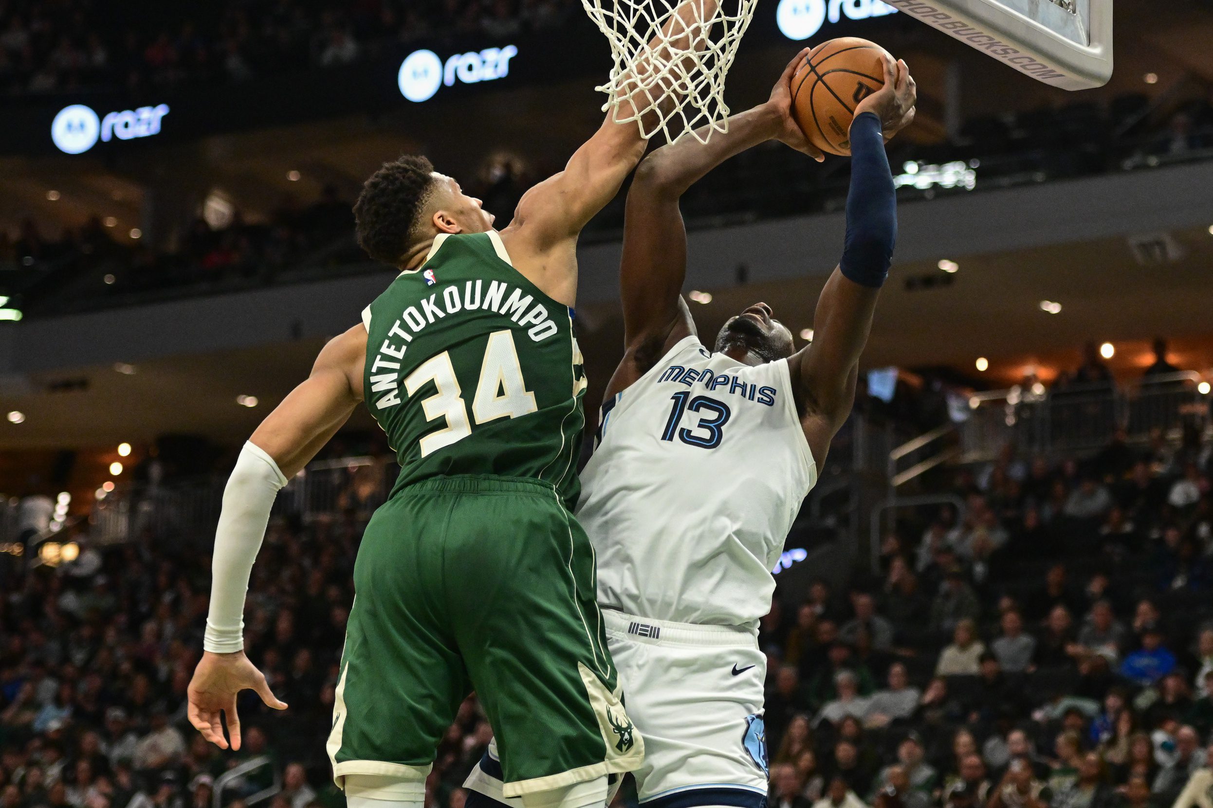 Giannis Antetokounmpo Trade Rumors Intensify After NBA Insider's Admission: 'Would really force his way out of Milwaukee' 1 Milwaukee Bucks, Memphis Grizzlies