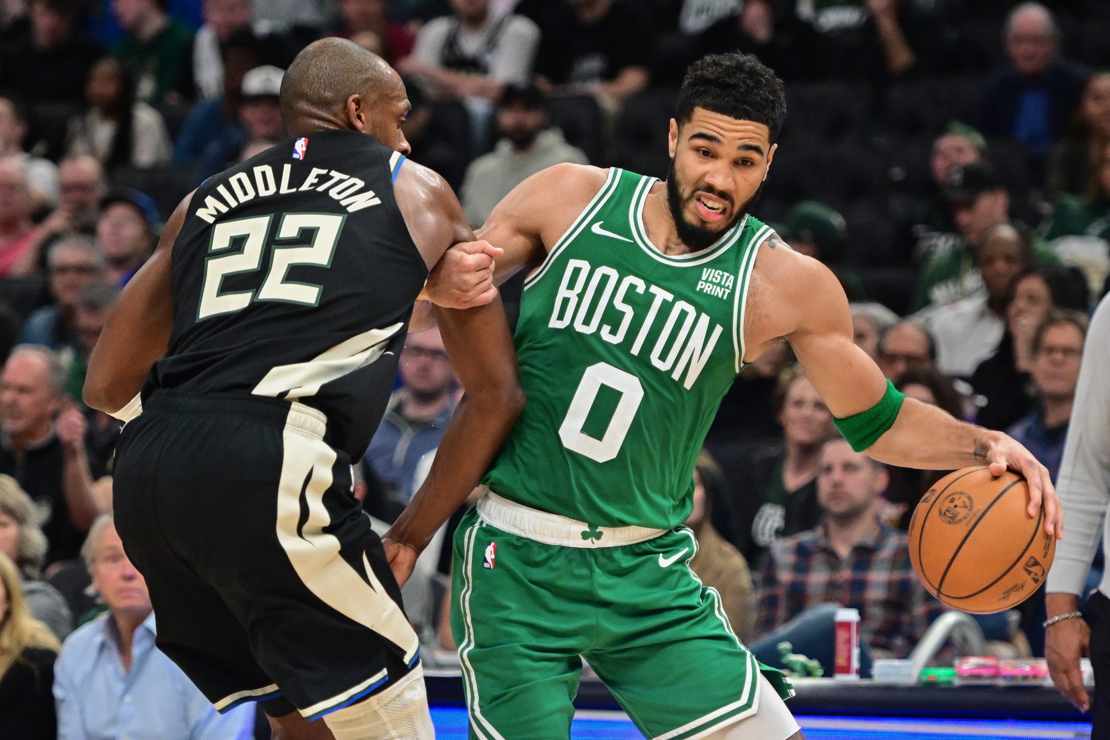 Milwaukee Bucks Vs Boston Celtics Odds, Picks, Moneyline NBA 2024-2025 Season 10/28/2024 1 USATSI 22986177 168400517 lowres