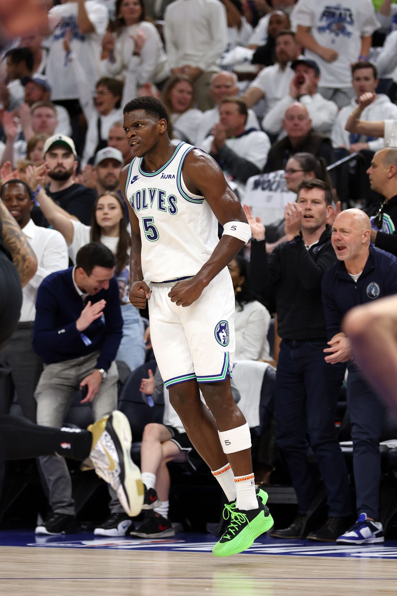 Minnesota Timberwolves: Fans React to Anthony Edwards' Message to Karl-Anthony Towns 1 Minnesota Timberwolves, Anthony Edwards, NBA