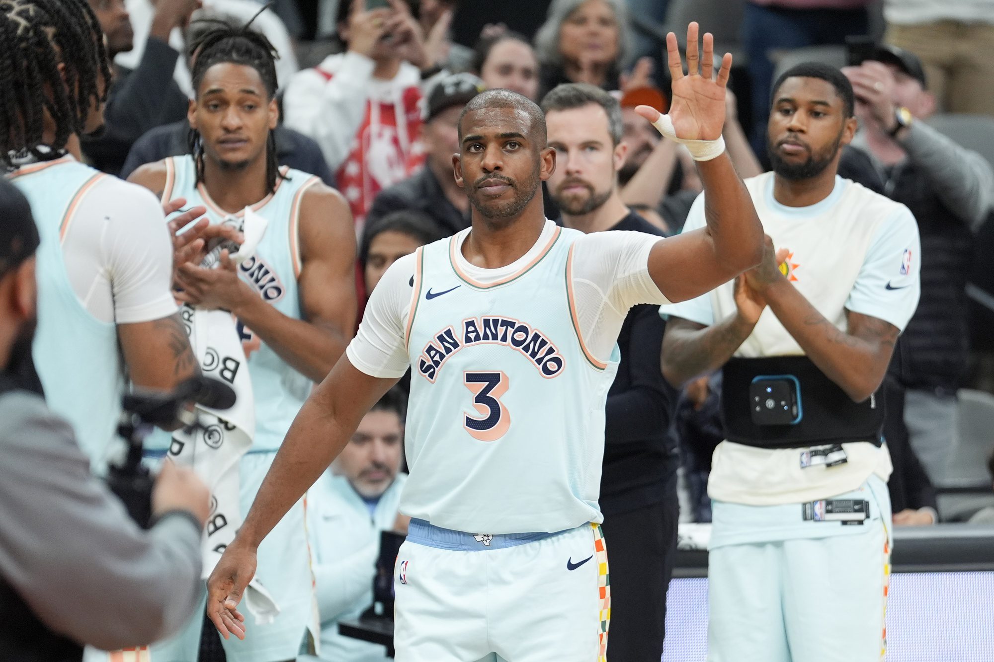 San Antonio Spurs: Veterans Among the List of Players Who Played 82 Games This Season 3 Chris Paul