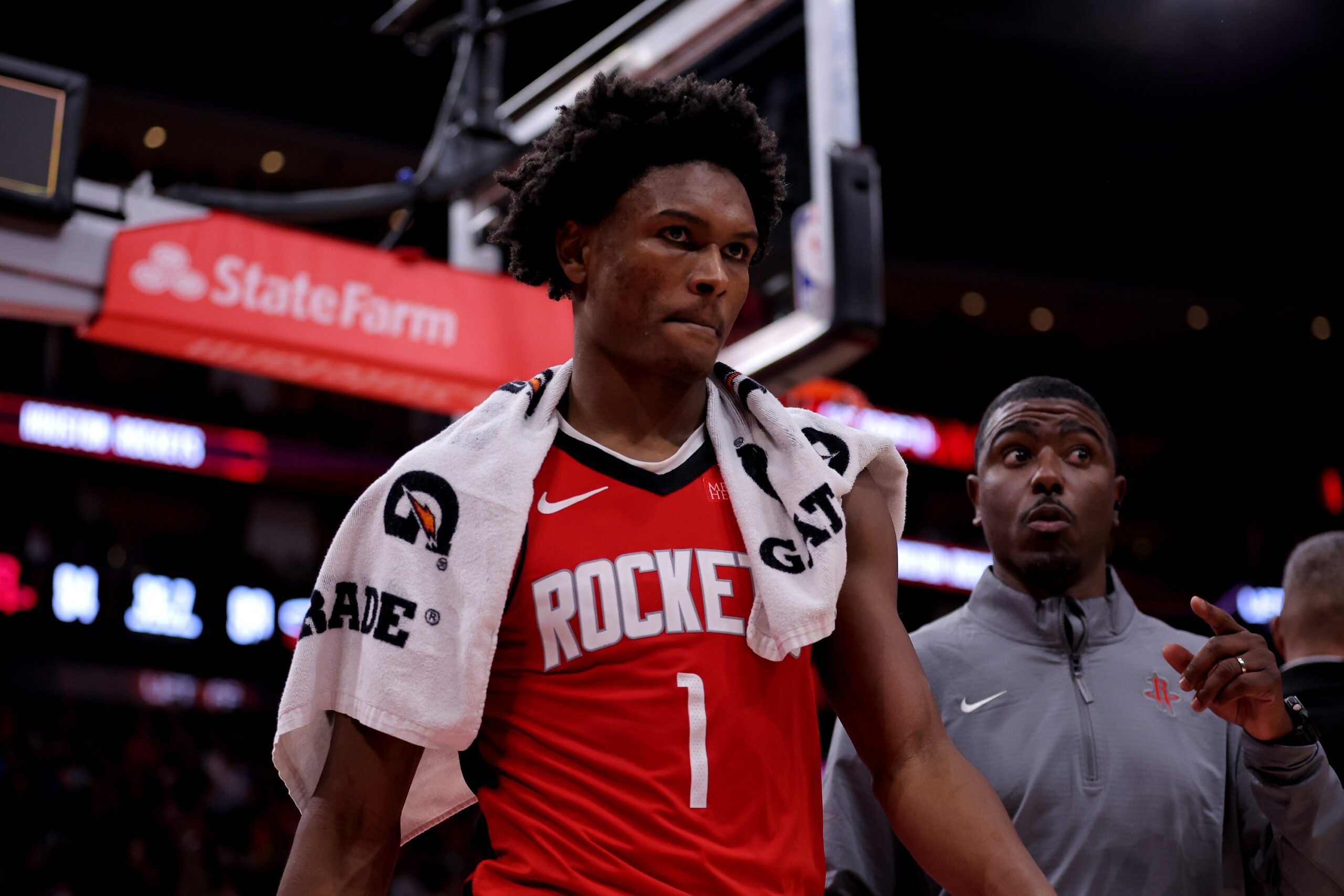 Houston Rockets: Amen Thompson Achieves Wild Playoff Stat Line Not Seen Since Hakeem Olajuwon in 1986 2 Houston Rockets