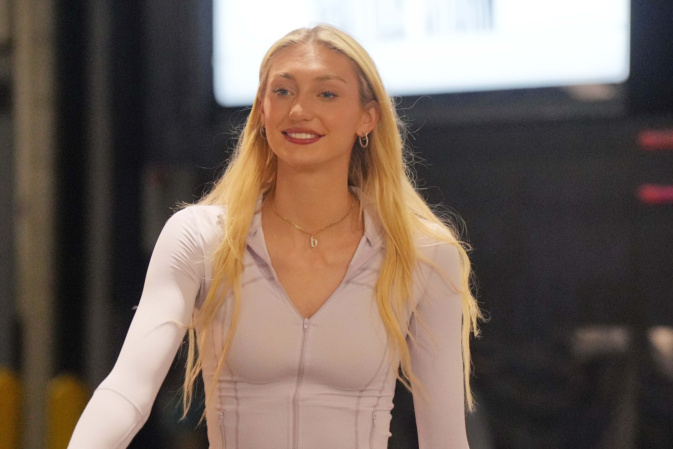 "The Purses Are Throwing Me Off": Cameron Brink Reveals What She Dislikes On Russell Westbrook's Fashion Sense 4 WNBA, Cameron Brink, Los Angeles Sparks