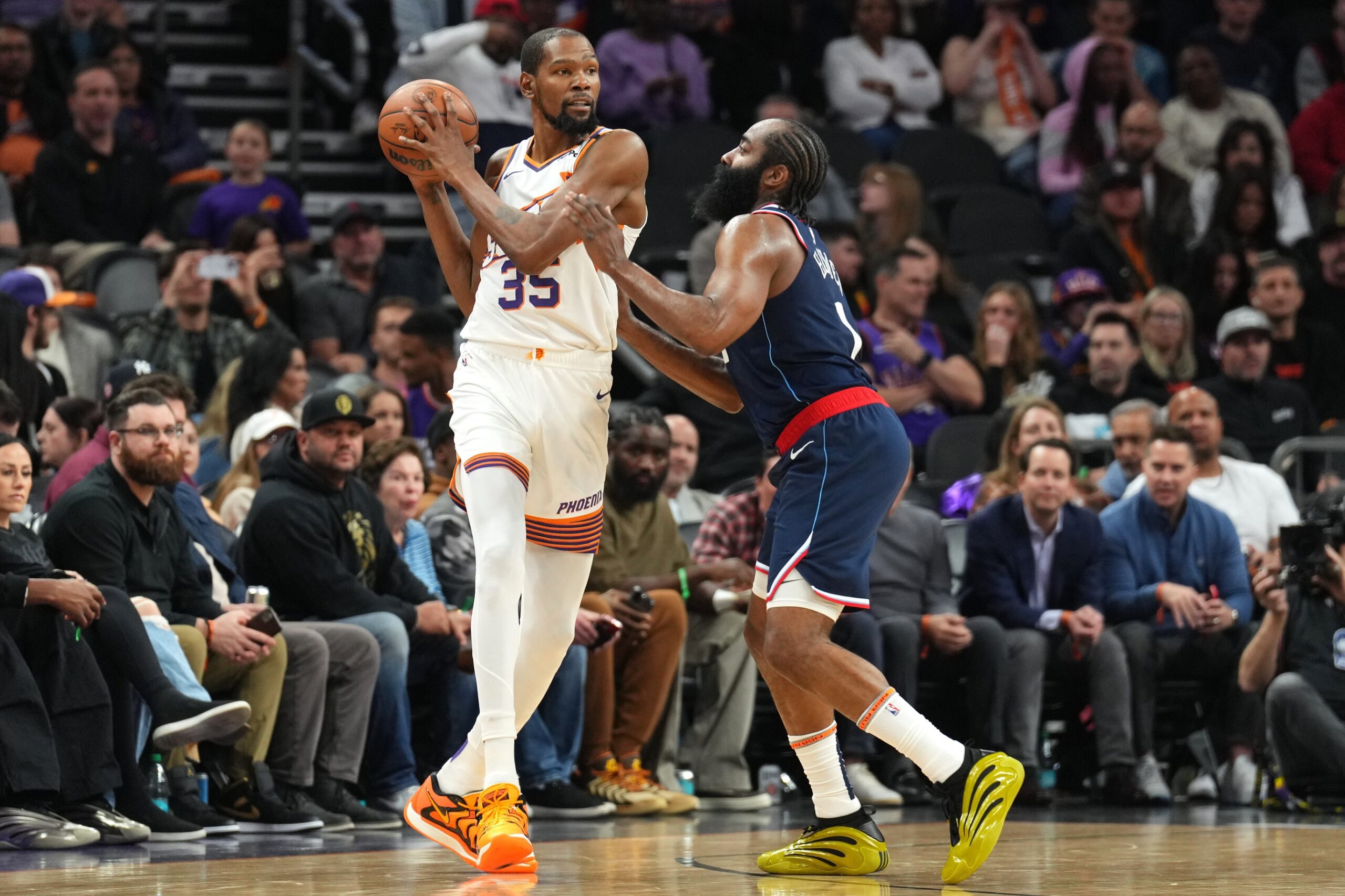Phoenix Suns' Kevin Durant Targetted by 2 Other Teams 1 Phoenix Suns, Kevin Durant, Los Angeles Clippers, James Harden, NBA