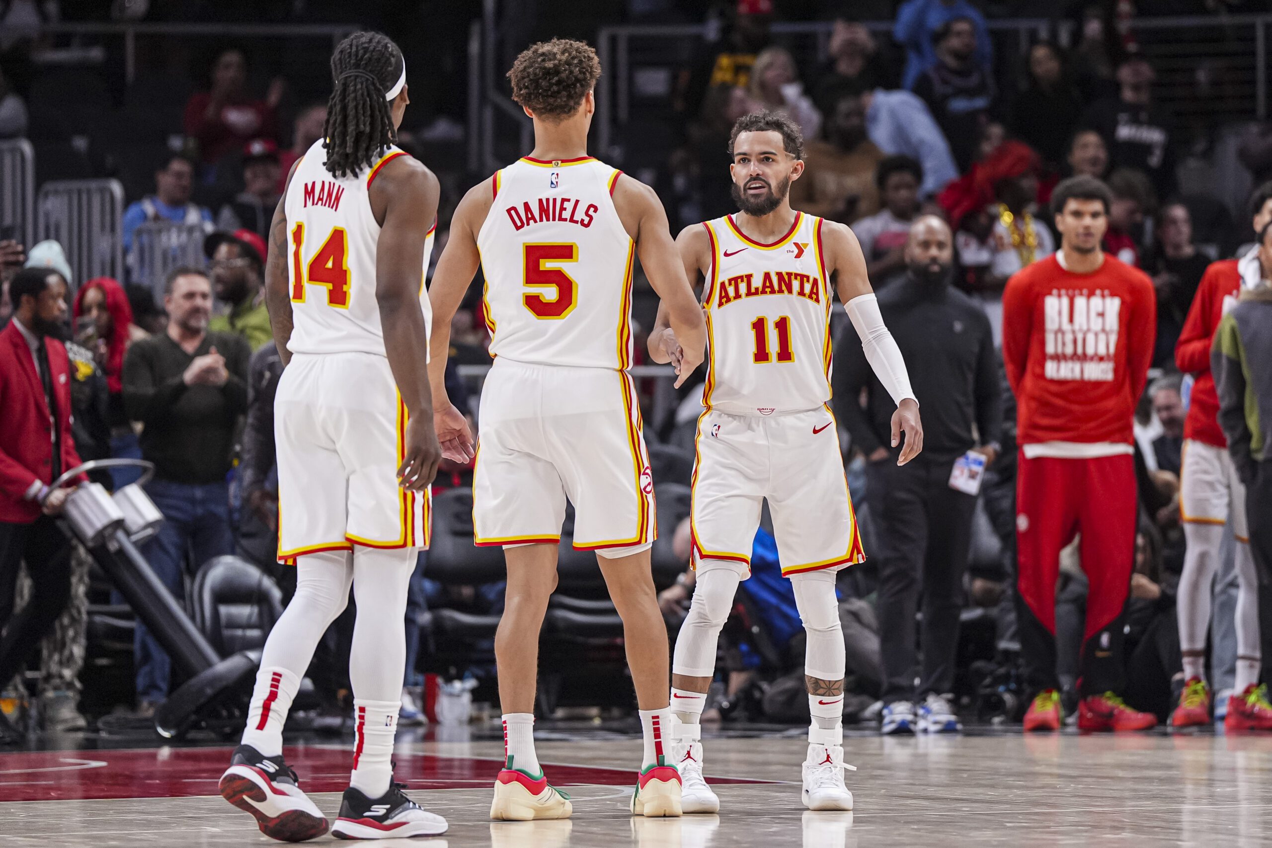 Atlanta Hawks: Trae Young Posts Supportive 5-Word Message to Dyson Daniels After 2025 DPOY Snub 2 Atlanta Hawks