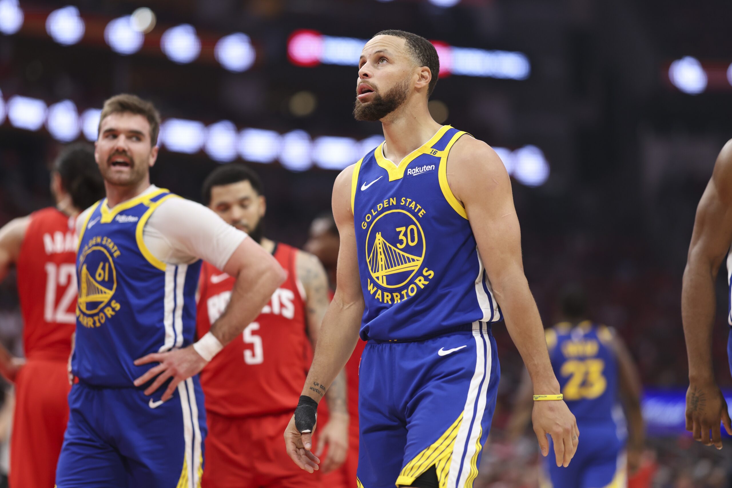 Golden State Warriors: Stephen Curry Comments on Jimmy Butler's Social Media Post 1 Golden State Warriors