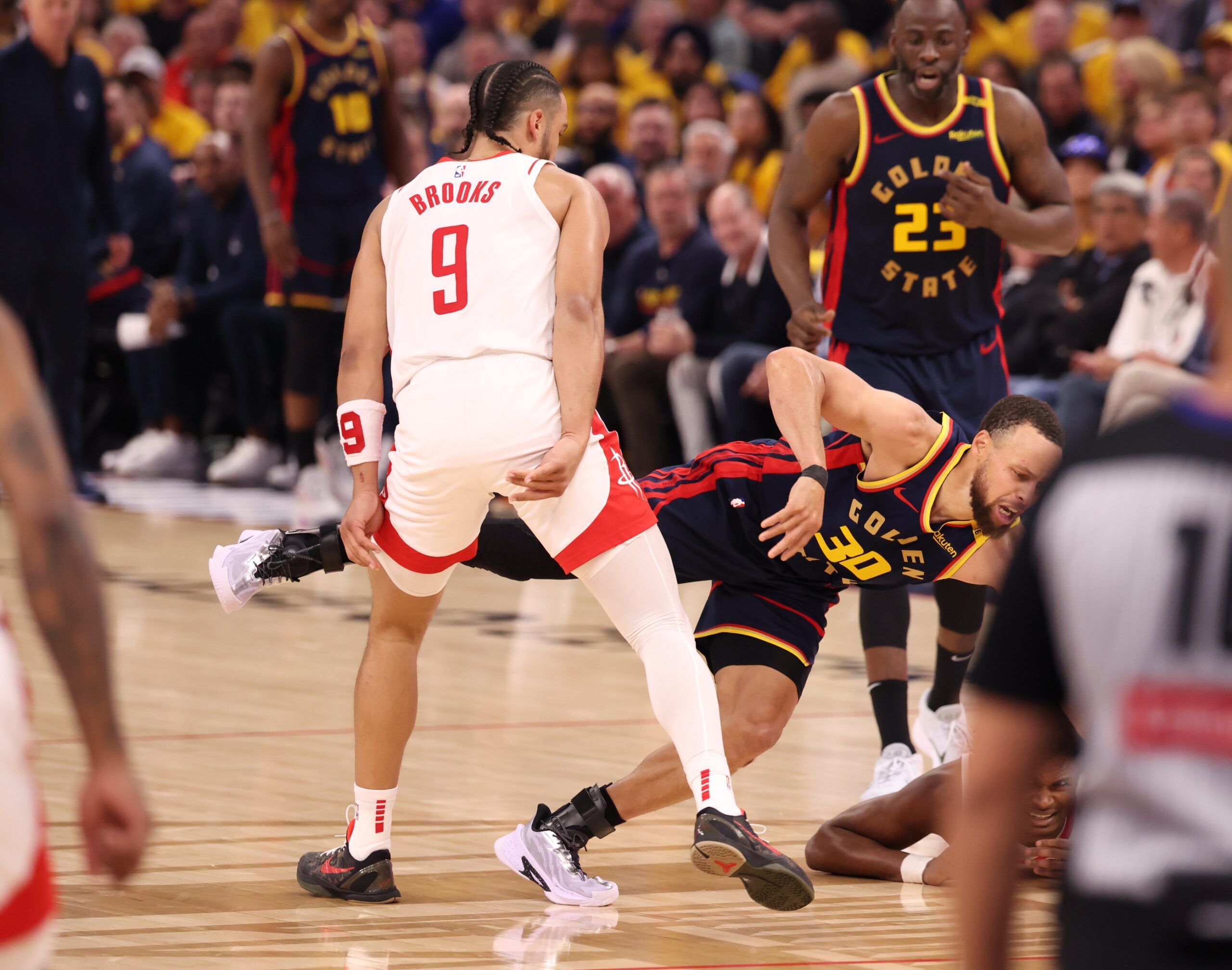 Golden State Warriors: Steve Kerr Makes 1 Shocking Jonathan Kuminga Admission 1 warriors rockets dillon brooks defense scaled