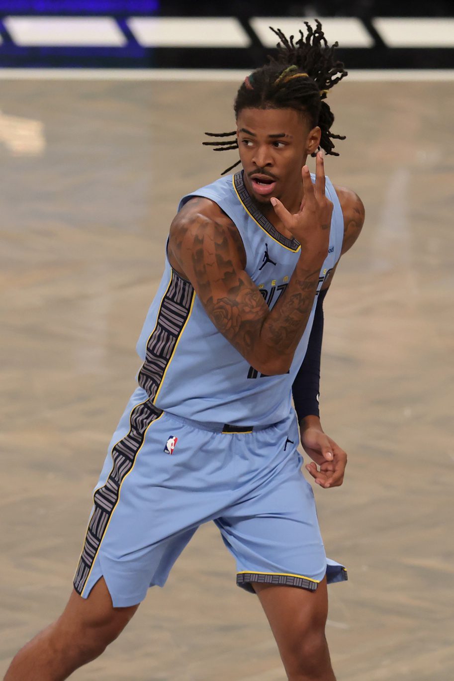 LOOK: Caitlin Clark, Sydney Colson Exchange Ja Morant Infamous Gun Celebration In Indiana Fever Shooting Practice 1 USATSI 24676429 168400517 lowres