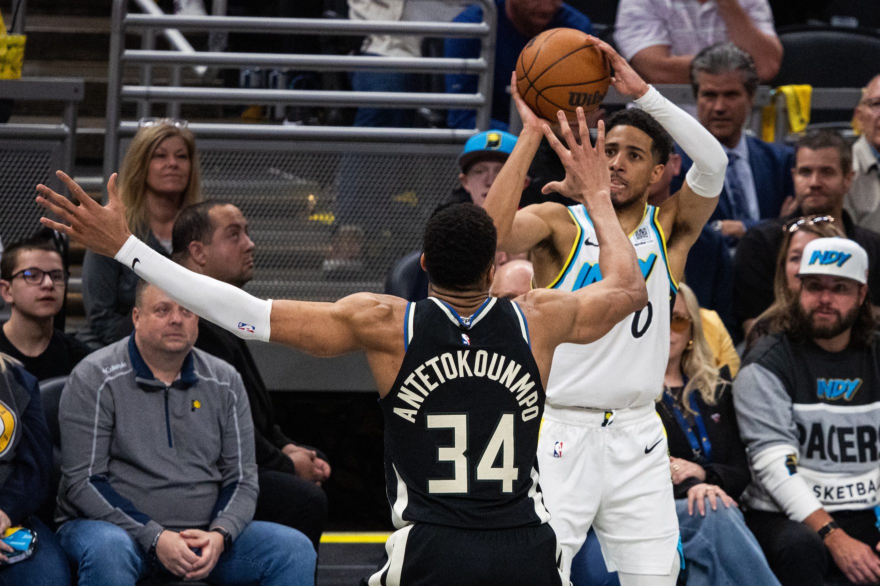 "I Understand The Decision": Tyrese Haliburton Speaks Out On Dad's Playoff Ban After Giannis Antetokounmpo Incident 1 USATSI 25990750 168400517 lowres