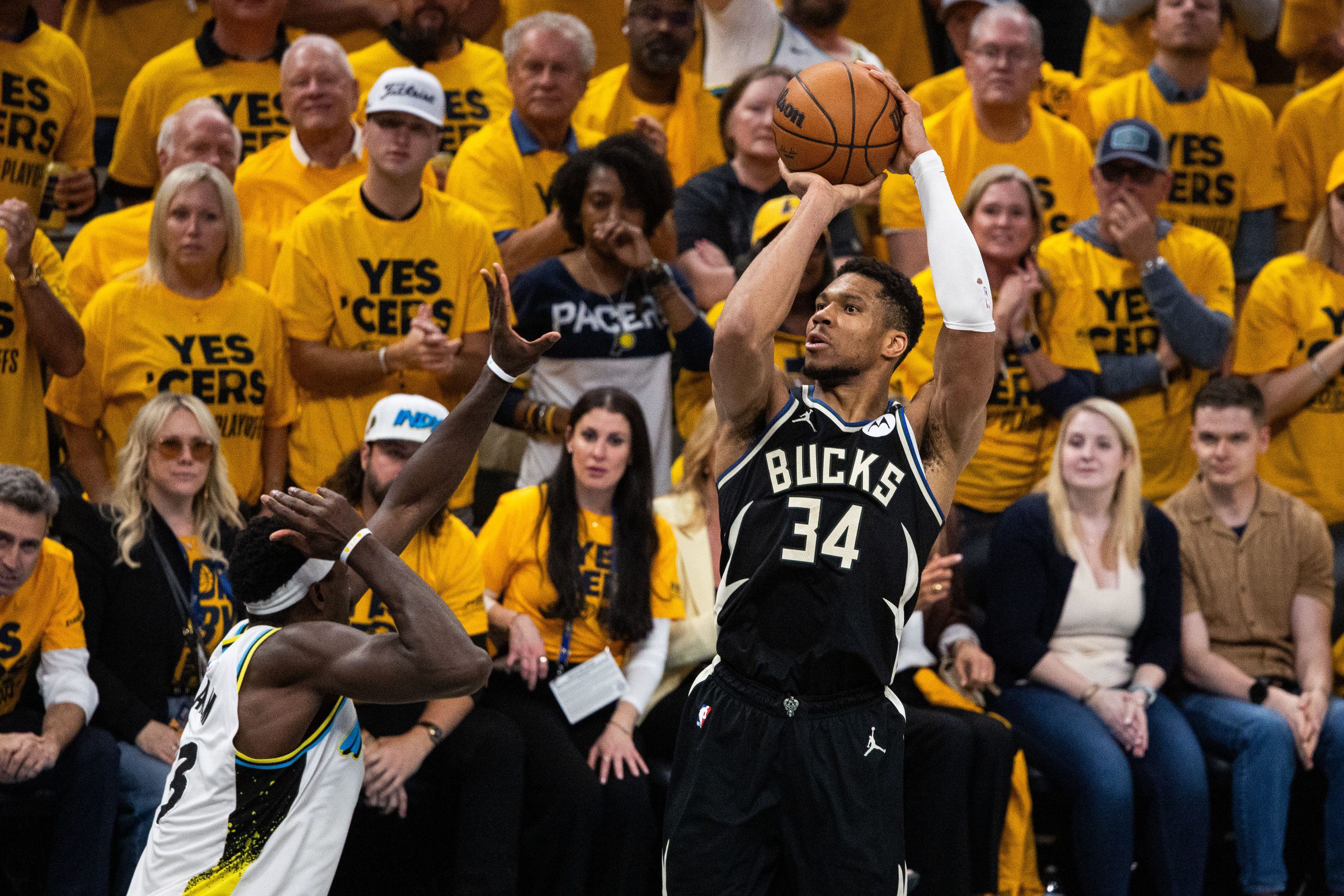 NBA Trade Rumors: Giannis Antetokounmpo To Rockets Explored Involving Young Core 3 USATSI 26047996 168400517 lowres 1