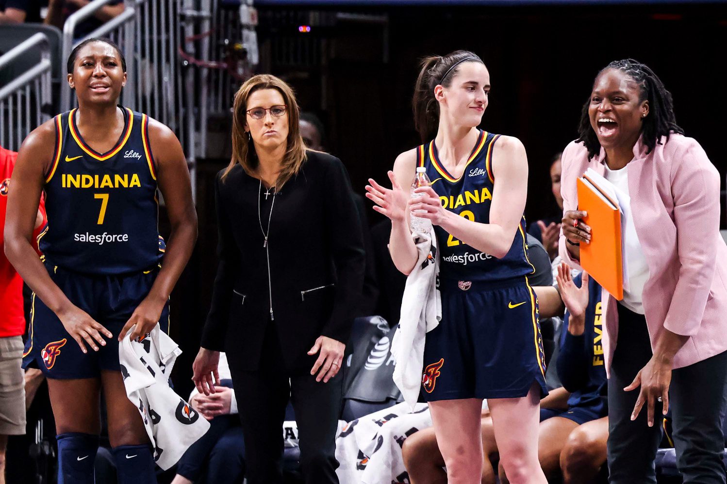 Caitlin Clark, Indiana Fever Needs To Sign Former Golden State Warriors HC  To Replace Stephanie White