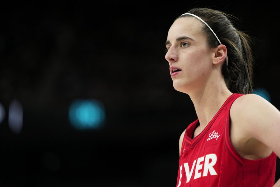 Breaking: Devastating Caitlin Clark Injury News Infuriates Fans, Indiana Fever 3 Jun 22, 2025; Las Vegas, Nevada, USA; Indiana Fever guard Caitlin Clark (22) during the second half of a WNBA basketball game against the Las Vegas Aces at T-Mobile Arena. Mandatory Credit: Lucas Peltier-Imagn Images