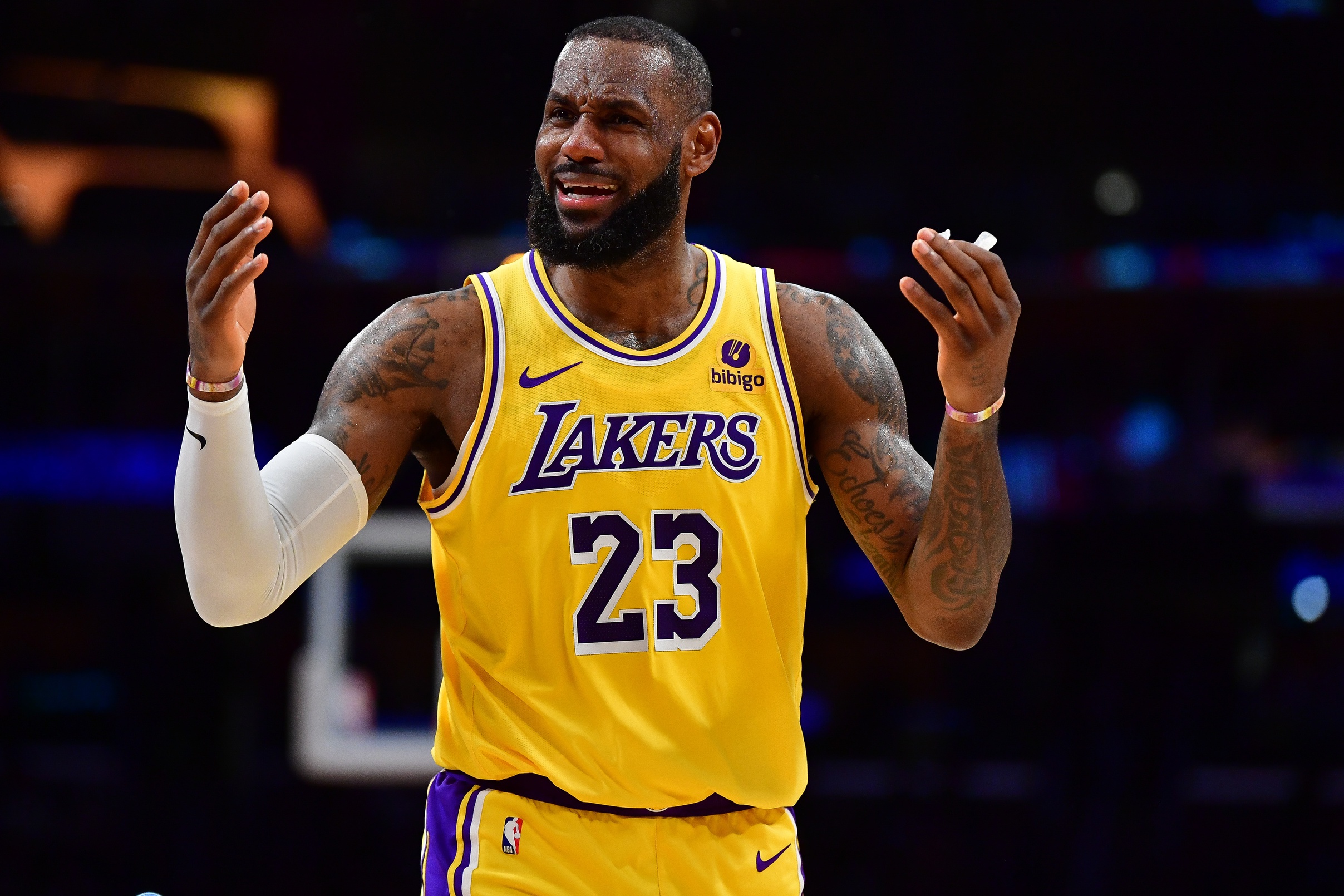 LeBron James, Los Angeles Lakers, Ty Lue, Los Angeles Clippers