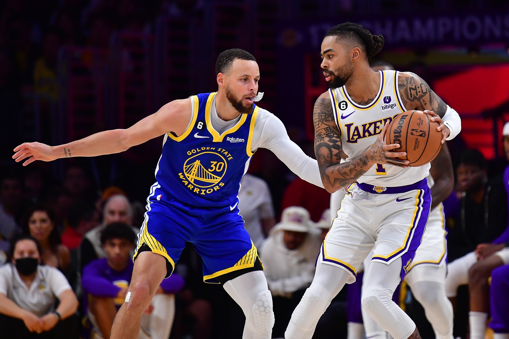 Golden State Warriors: Leaked Audio of Stephen Curry Savagely Dissing  Lakers Star D'Angelo Russell's 'B*tch A**' - www.hardwoodheroics.com