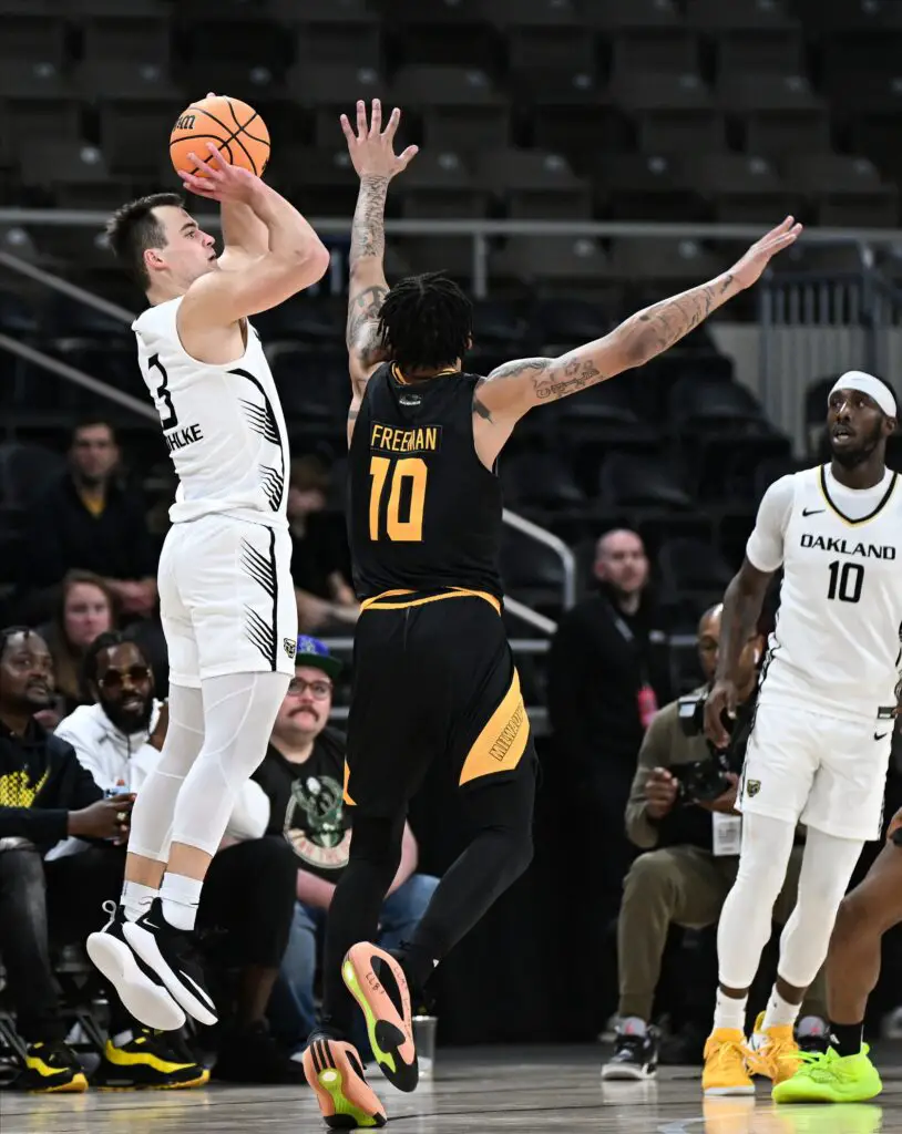 March Madness: Jack Gohlke Still Wins Even Though Oakland Golden Grizzlies Lost 2 Jack Gohlke, Oakland Golden Grizzlies, NC State Wolfpack