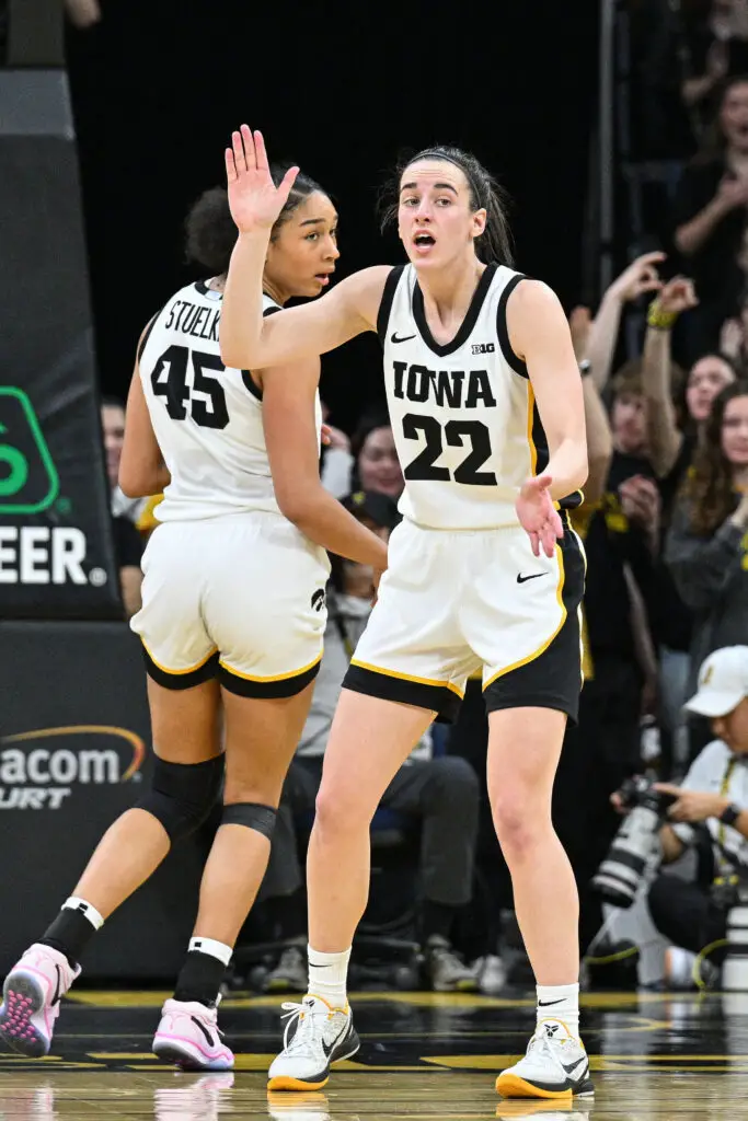 Caitlin Clark Delivers Passionate Message for Women’s Hoops Legends Ahead of WNBA Draft 2 Iowa Hawkeyes, Caitlin Clark