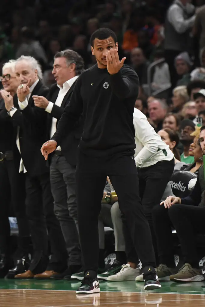 Boston Celtics: Joe Mazzula Explains Parquet Floor Kiss; Brings Out Psycho-Joe Again 3 Boston Celtics, Joe Mazzulla
