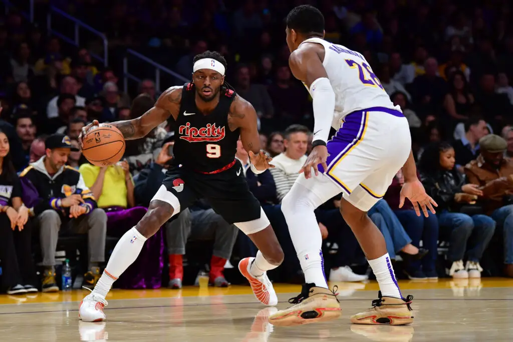 Los Angeles Lakers: Anonymous Executive Skeptic On Team Fit With Portland Trail Blazers Foward 1 USATSI 22347405